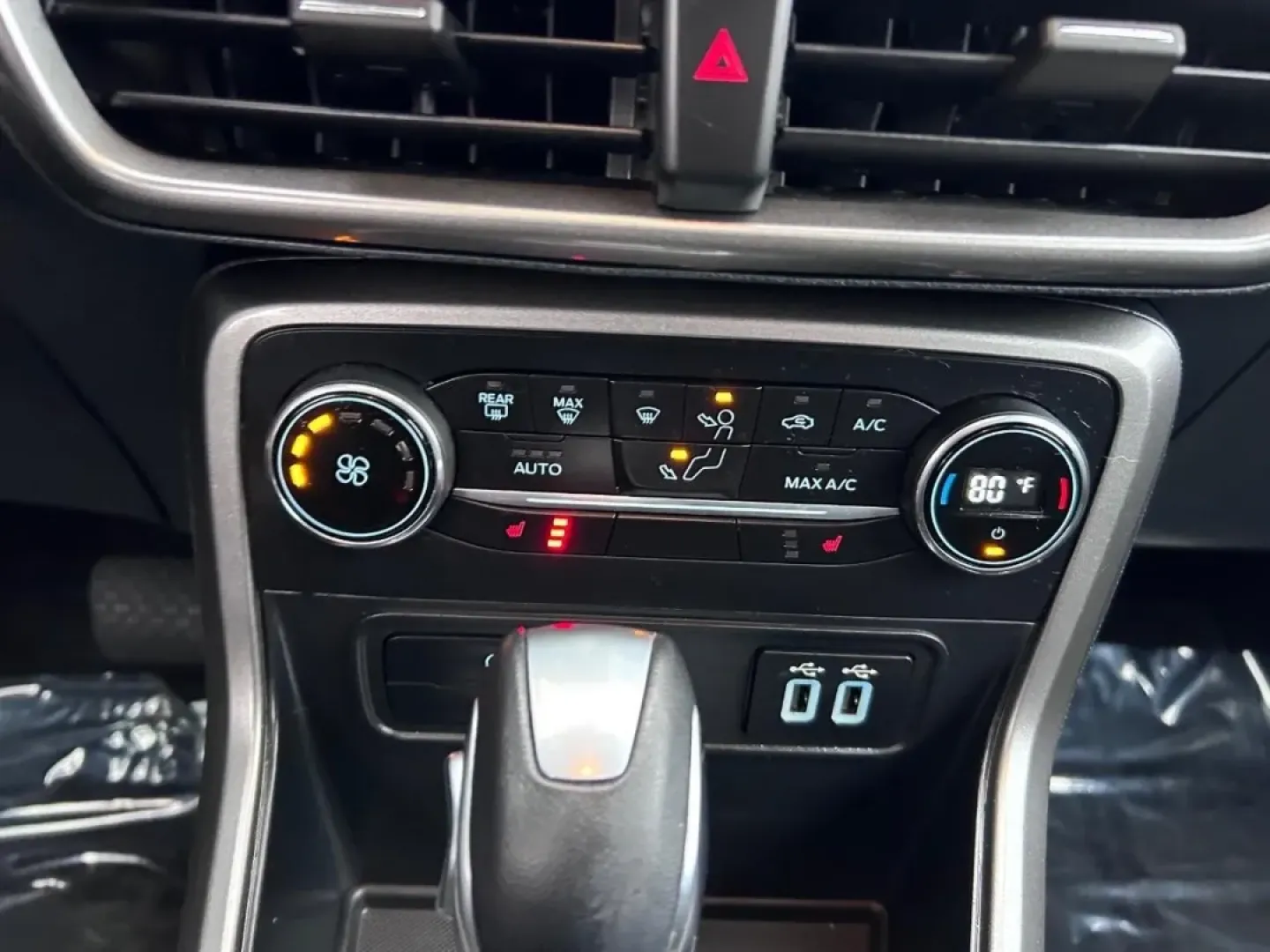 2021 /Ebony Black Cloth Ford EcoSport SE (MAJ3S2GE2MC) with an 1.0L EcoBoost engine, Automatic transmission, located at 141 Commercial Dr, Fredericktown, MO, 63645, (573) 783-6432, 37.570087, -90.320648 - Discover the perfect blend of style, efficiency, and versatility with the 2021 Ford EcoSport SE, now available at Pettus Ford Fredericktown. Whether you are commuting to work, shuttling kids to school, or embarking on weekend adventures, this compact SUV is designed to elevate your lifestyle. Locate - Photo#15