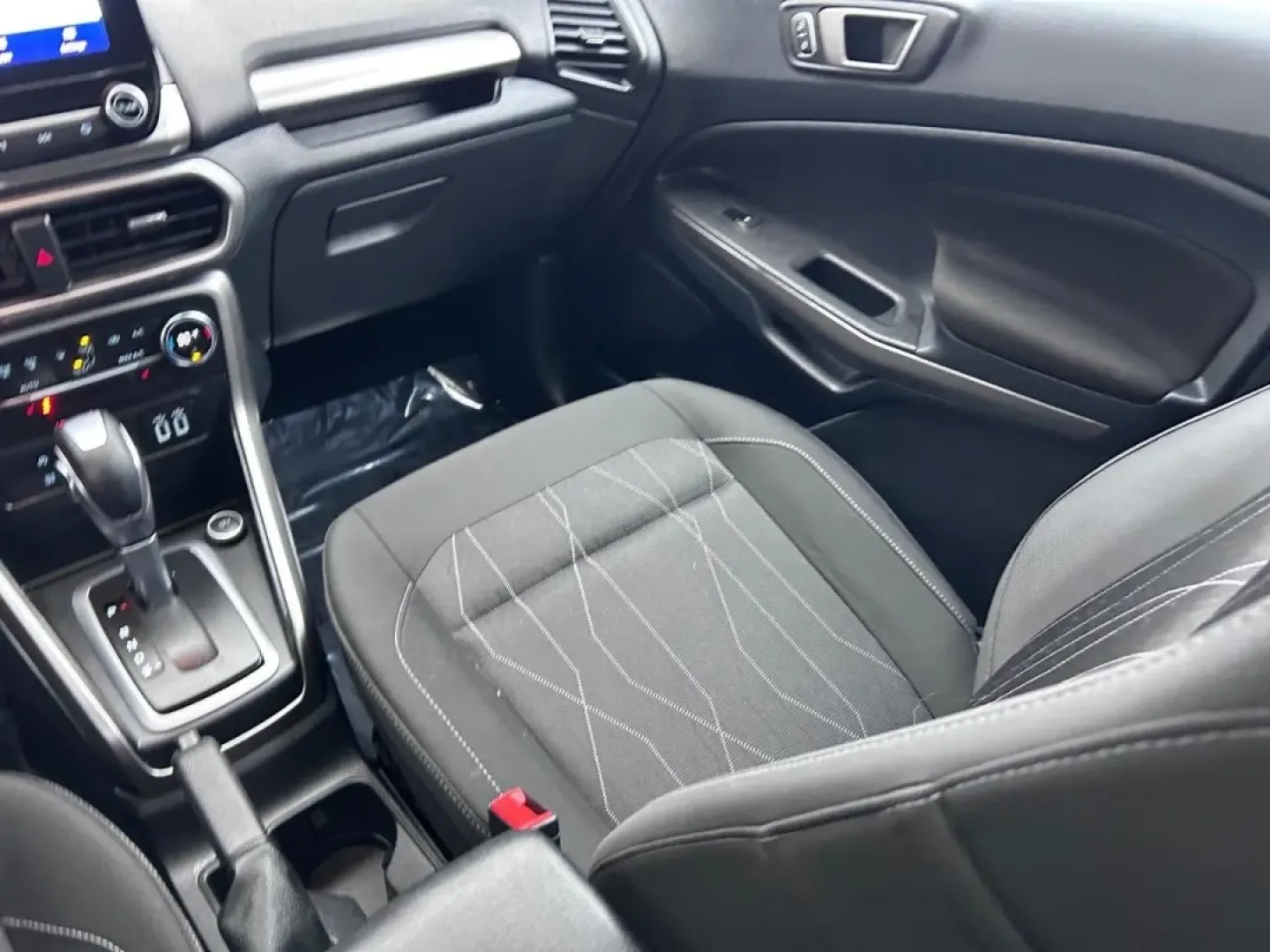 2021 /Ebony Black Cloth Ford EcoSport SE (MAJ3S2GE2MC) with an 1.0L EcoBoost engine, Automatic transmission, located at 141 Commercial Dr, Fredericktown, MO, 63645, (573) 783-6432, 37.570087, -90.320648 - Discover the perfect blend of style, efficiency, and versatility with the 2021 Ford EcoSport SE, now available at Pettus Ford Fredericktown. Whether you are commuting to work, shuttling kids to school, or embarking on weekend adventures, this compact SUV is designed to elevate your lifestyle. Locate - Photo#17