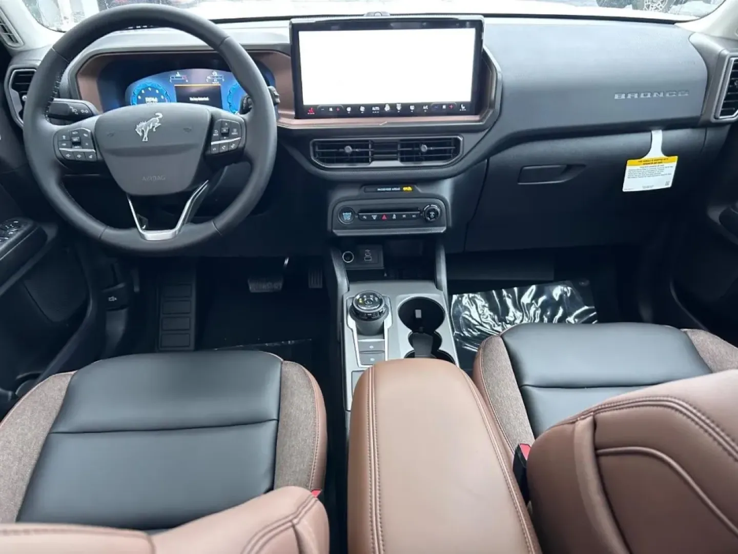 2025 /Ebony/Roast Leather Trimmed Ford Bronco Sport Outer Banks (3FMCR9CN5SR) with an 1.5L EcoBoost engine, Automatic transmission, located at 141 Commercial Dr, Fredericktown, MO, 63645, (573) 783-6432, 37.570087, -90.320648 - **Adventure Awaits with the 2025 Ford Bronco Sport Outer Banks Your Perfect Companion for Every Journey!**<br /> <br /> Are you ready to elevate your lifestyle with a vehicle that seamlessly blends rugged capability with modern comfort? Look no further than the stunning 2025 Ford Bronco Sport Outer - Photo#10