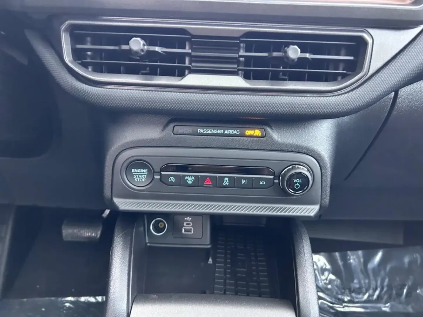 2025 /Ebony/Roast Leather Trimmed Ford Bronco Sport Outer Banks (3FMCR9CN5SR) with an 1.5L EcoBoost engine, Automatic transmission, located at 141 Commercial Dr, Fredericktown, MO, 63645, (573) 783-6432, 37.570087, -90.320648 - **Adventure Awaits with the 2025 Ford Bronco Sport Outer Banks Your Perfect Companion for Every Journey!**<br /> <br /> Are you ready to elevate your lifestyle with a vehicle that seamlessly blends rugged capability with modern comfort? Look no further than the stunning 2025 Ford Bronco Sport Outer - Photo#15