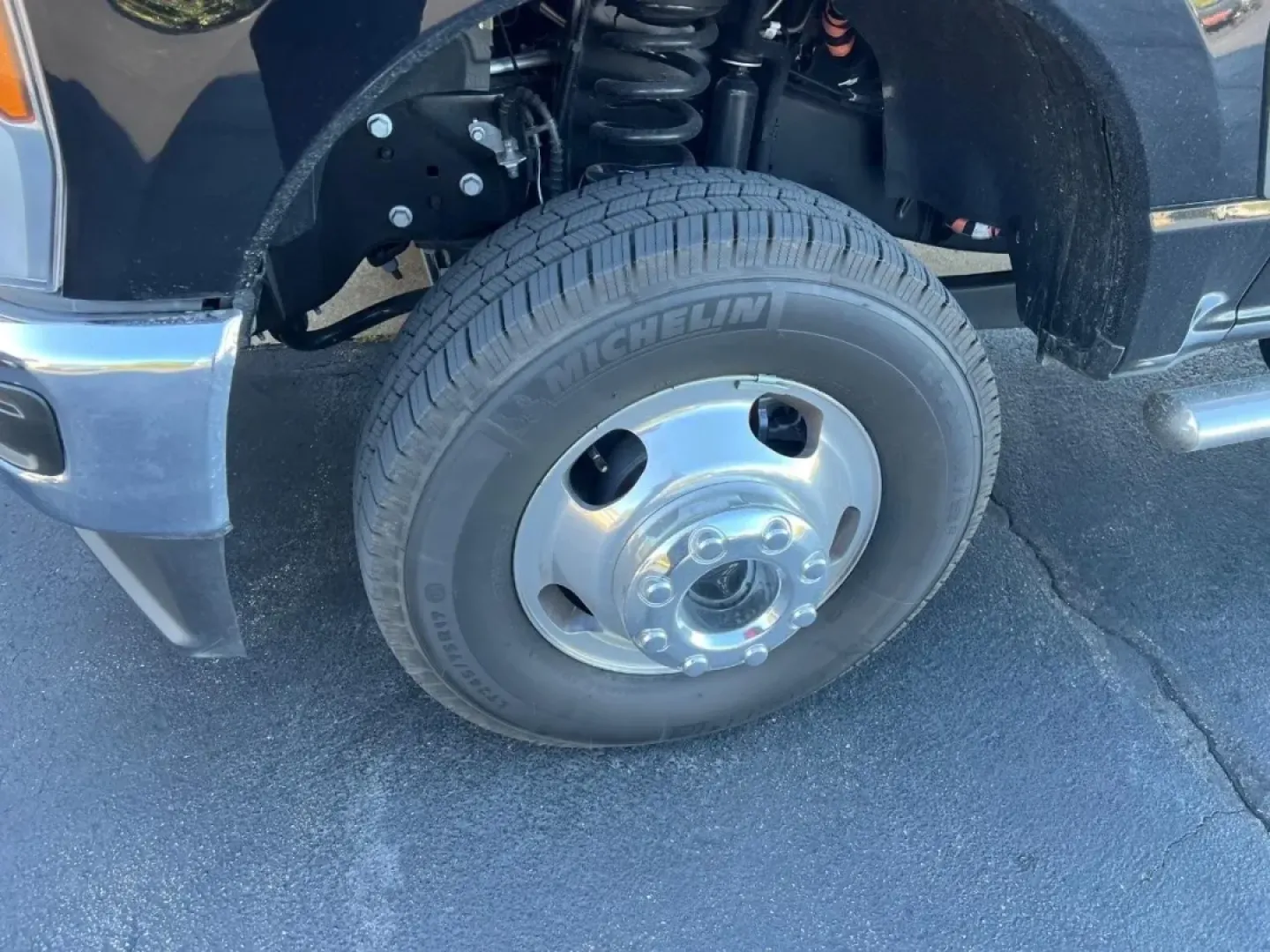 2025 /Medium Dark Slate Cloth Ford F-350SD XL DRW (1FT8W3DT2SE) with an 6.7L engine, located at 970 Woodlawn Dr., Farmington, MO, 63640, (573) 431-7800, 37.825642, -90.468674 - **Unleash Your Adventures with the 2025 Ford Super Duty F-350 DRW!**<br /> <br /> If you're looking for a truck that can handle everything from weekend adventures to challenging workdays, the 2025 Ford Super Duty F-350 DRW is your ultimate partner. This powerhouse truck, boasting a robust 6.7L diese - Photo#1