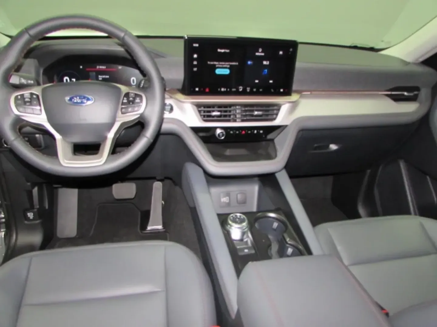 2026 /Dark Space Gray Ford Explorer Active (1FMUK8DH9TG) with an 2.3L EcoBoost I-4 engine, Automatic transmission, located at 12836 Highway 21, De Soto, MO, 63020, (636) 337-7777, 38.151867, -90.575615 - Are you ready to embark on your next adventure? Whether it's a weekend getaway with friends, a family road trip, or daily commutes through De Soto and beyond, the 2026 Ford Explorer Active is designed to elevate every journey. With its striking Carb Gray exterior and versatile four-wheel-drive capab - Photo#22