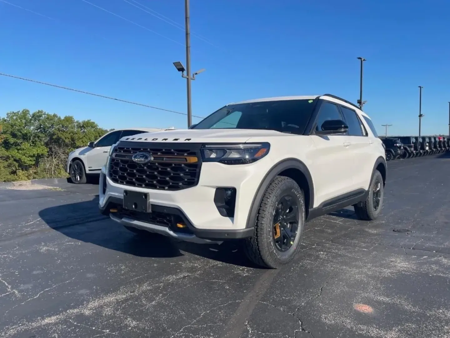 2026 /Onyx Ford Explorer (1FMWK8JC7TG) with an 3.0L V6 engine, Automatic transmission, located at 12836 Highway 21, De Soto, MO, 63020, (636) 337-7777, 38.151867, -90.575615 - **Adventure Awaits with the 2026 Ford Explorer Tremor Your Gateway to Exploration!** <br /> <br /> Are you ready to elevate your lifestyle with a vehicle that seamlessly blends power, versatility, and cutting-edge technology? Look no further than the stunning 2026 Ford Explorer Tremor, available n - Photo#0