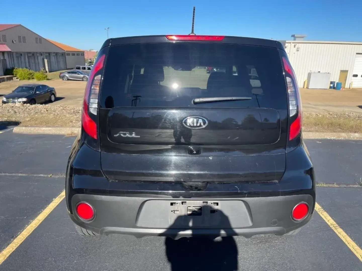 2019 Kia Soul Base (KNDJN2A27K7) with an 1.6L GDI DOHC Dual CVVT I4 engine, Automatic transmission, located at 970 Woodlawn Dr., Farmington, MO, 63640, (573) 431-7800, 37.825642, -90.468674 - ### Discover Your Next Adventure with the 2019 Kia Soul at Pettus CDJR Farmington!<br /> <br /> Are you looking for the perfect vehicle to support your busy lifestyle? Whether you're a commuter needing reliability, a growing family in search of spaciousness, or an adventure seeker eager to explore n - Photo#3
