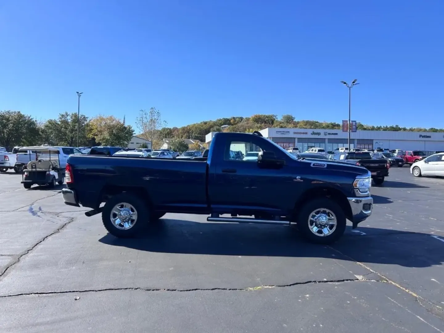 2022 /Diesel Gray/Black Cloth Ram 3500 Tradesman (3C63R3AL6NG) with an Straight 6 Turbocharged Diesel engine, located at 970 Woodlawn Dr., Farmington, MO, 63640, (573) 431-7800, 37.825642, -90.468674 - Unleash your adventurous spirit with the 2022 Ram 3500 Tradesman, an exceptional truck that effortlessly combines power, utility, and unmatched comfort. Whether you're tackling tough jobs on the construction site, cruising through the scenic roads of Farmington, MO, or embarking on weekend getaways, - Photo#1