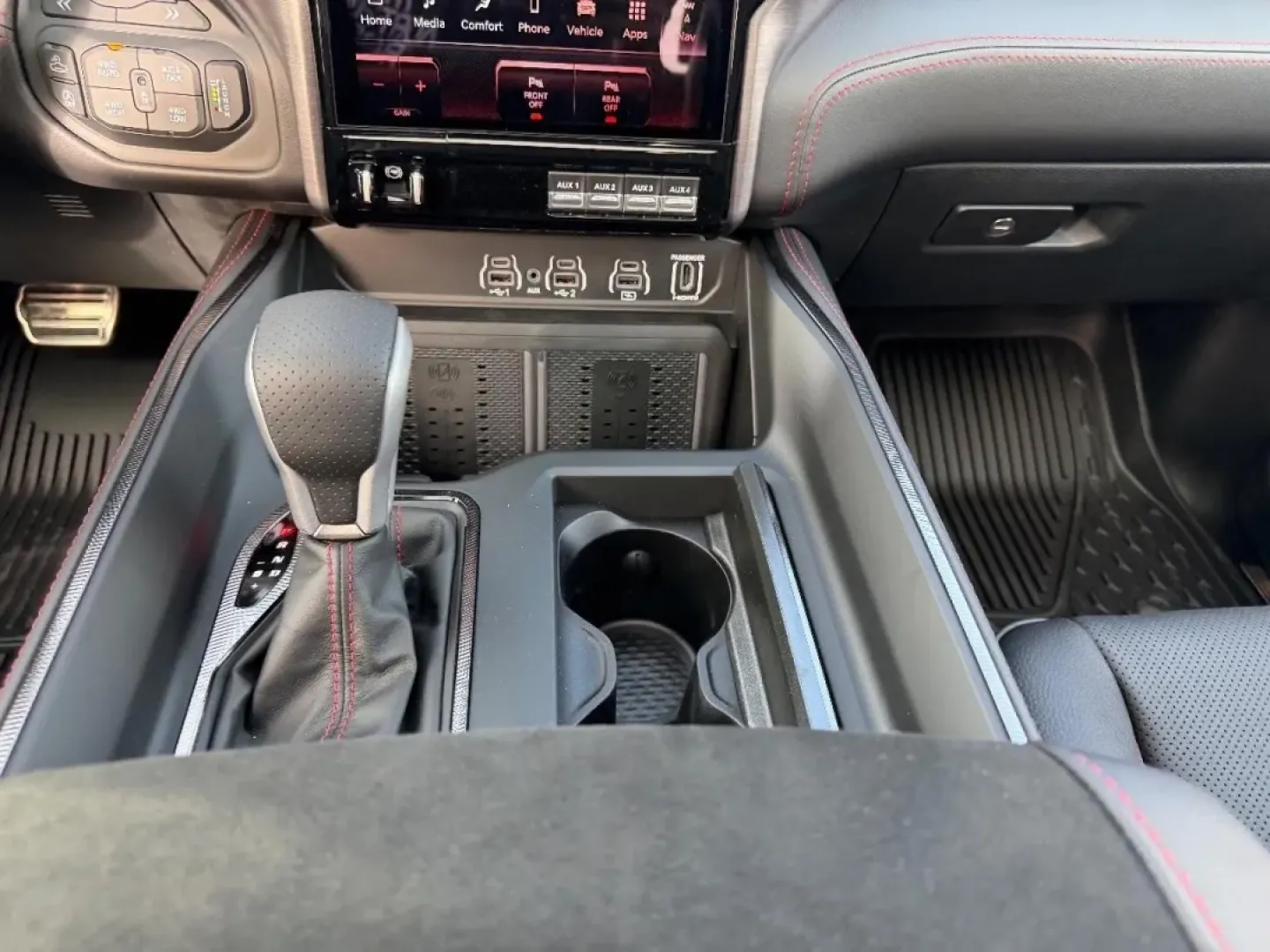 2026 /Black Leather Ram 1500 RHO (1C6SRFUP2TN) with an 3.0L I6 Hurricane HO Twin Turbo ESS engine, Automatic transmission, located at 970 Woodlawn Dr., Farmington, MO, 63640, (573) 431-7800, 37.825642, -90.468674 - **Conquer Every Adventure with the 2026 Ram 1500 RHO Your Perfect Partner for Work and Play!**<br /> <br /> Are you ready to elevate your lifestyle with a vehicle that can seamlessly transition from the worksite to weekend adventures? Look no further than this stunning 2026 Ram 1500 RHO, available - Photo#16