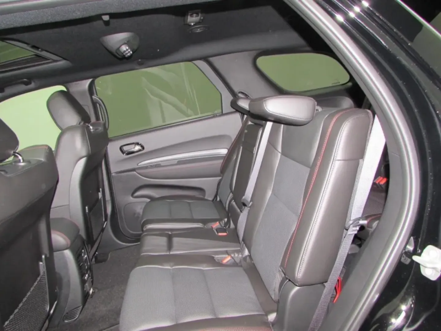 2026 /Black Dodge Durango GT Plus HEMI V8 (1C4SDJCT4TC) with an Other engine, Automatic transmission, located at 12830 Highway 21, De Soto, MO, 63020, (636) 337-7777, 38.153099, -90.573624 - Looking for the perfect vehicle to accommodate your adventurous lifestyle? Whether you're planning weekend getaways with the family, daily commutes, or simply need a reliable ride for your busy life, the 2026 Dodge Durango is the ideal choice for you. This robust SUV not only offers ample space and - Photo#24