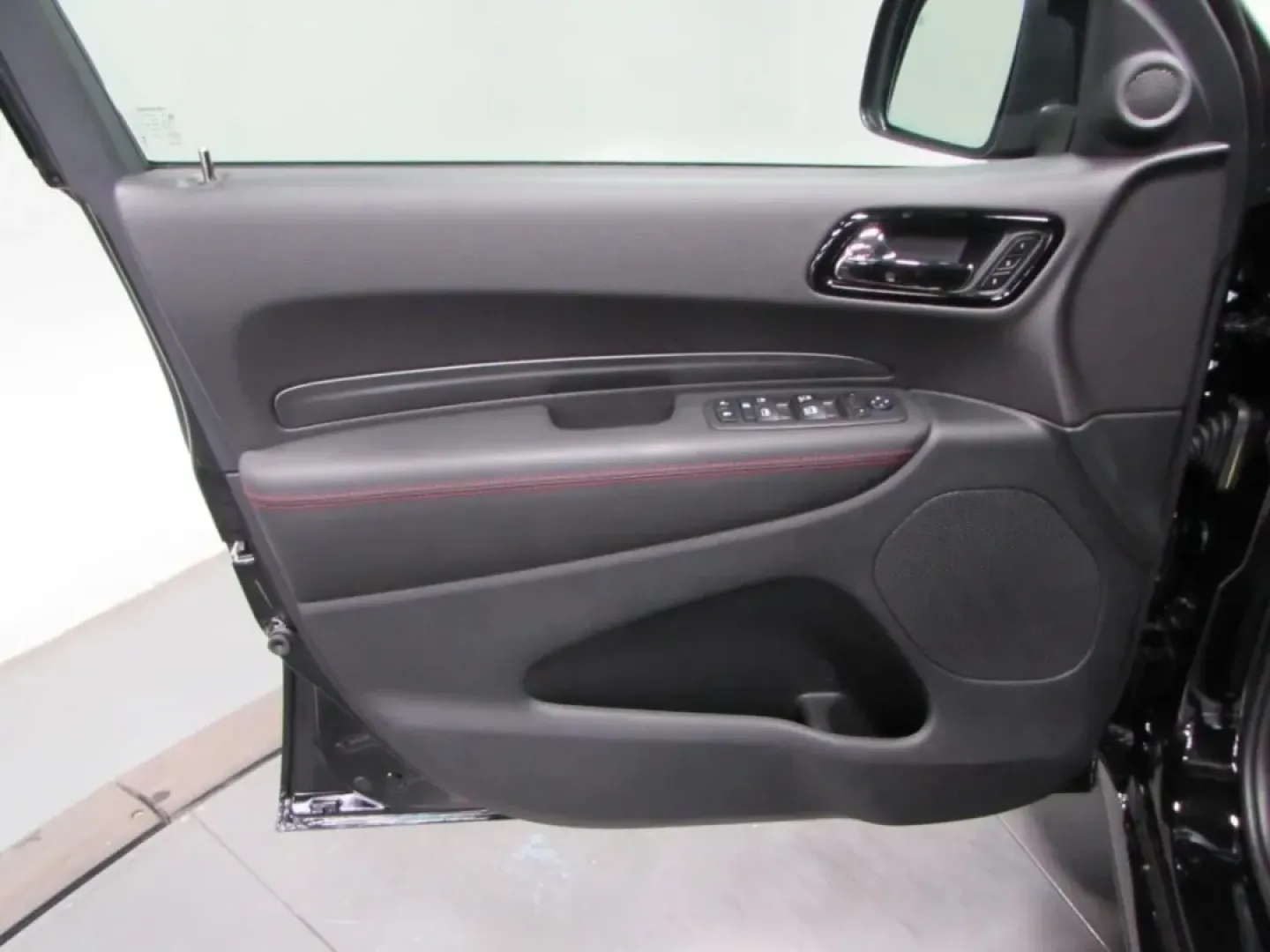 2026 /Black Dodge Durango GT Plus HEMI V8 (1C4SDJCT8TC) with an Other engine, Automatic transmission, located at 12830 Highway 21, De Soto, MO, 63020, (636) 337-7777, 38.153099, -90.573624 - **Experience Adventure Like Never Before with the 2026 Dodge Durango at Pettus CDJR DeSoto!**<br /> <br /> Are you ready to elevate your lifestyle and create unforgettable memories with your family or friends? Look no further than the stunning 2026 Dodge Durango, now available at Pettus CDJR DeSoto, - Photo#9