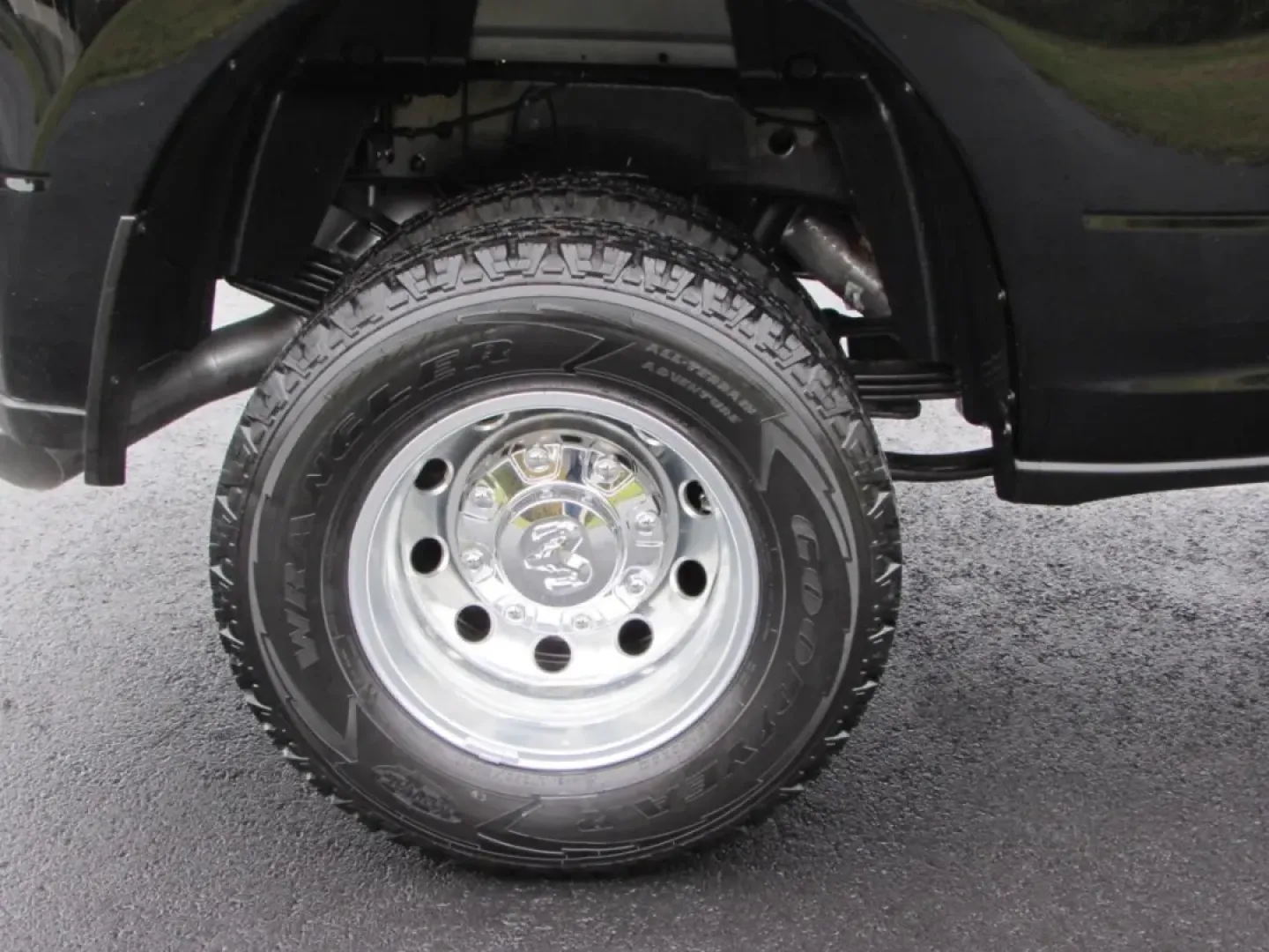 2026 /Black Ram 3500 Big Horn (3C63RRBL5TG) with an Other engine, located at 12830 Highway 21, De Soto, MO, 63020, (636) 337-7777, 38.153099, -90.573624 - **Unleash Your Adventurous Spirit with the 2026 Ram 3500 BIG H at Pettus CDJR DeSoto!** <br /> <br /> If you're seeking a vehicle that embodies strength, versatility, and style, look no further than the 2026 Ram 3500 BIG H. This powerful truck is not just a mode of transportation; it's a lifestyle c - Photo#15