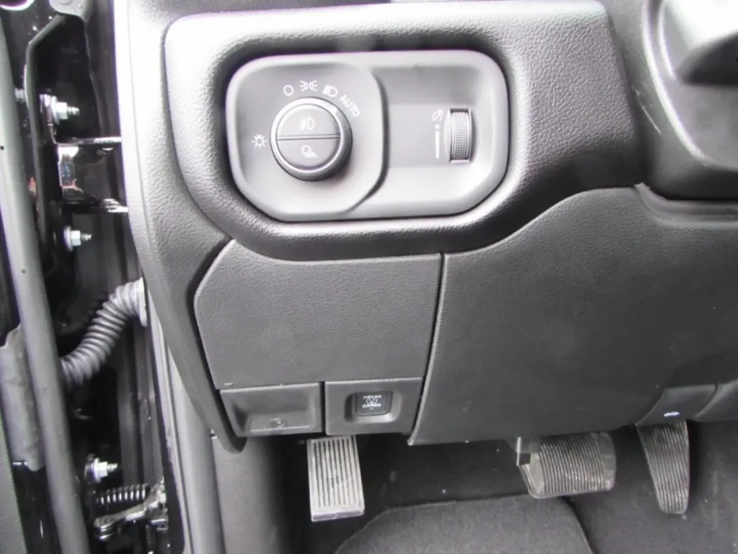 2026 /Black Ram 3500 Big Horn (3C63RRBL5TG) with an Other engine, located at 12830 Highway 21, De Soto, MO, 63020, (636) 337-7777, 38.153099, -90.573624 - **Unleash Your Adventurous Spirit with the 2026 Ram 3500 BIG H at Pettus CDJR DeSoto!** <br /> <br /> If you're seeking a vehicle that embodies strength, versatility, and style, look no further than the 2026 Ram 3500 BIG H. This powerful truck is not just a mode of transportation; it's a lifestyle c - Photo#22