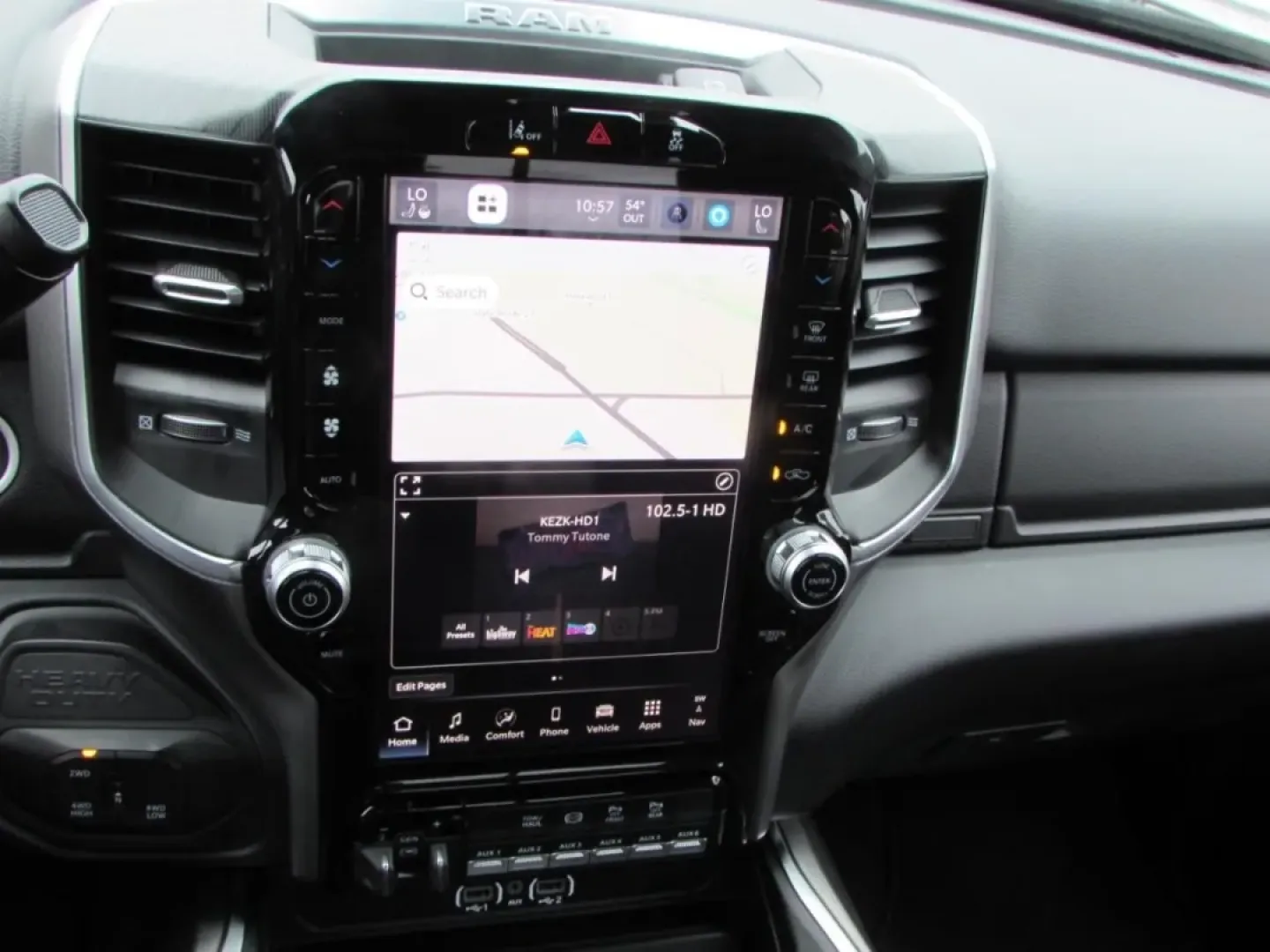 2026 /Black Ram 3500 Big Horn (3C63RRBL5TG) with an Other engine, located at 12830 Highway 21, De Soto, MO, 63020, (636) 337-7777, 38.153099, -90.573624 - **Unleash Your Adventurous Spirit with the 2026 Ram 3500 BIG H at Pettus CDJR DeSoto!** <br /> <br /> If you're seeking a vehicle that embodies strength, versatility, and style, look no further than the 2026 Ram 3500 BIG H. This powerful truck is not just a mode of transportation; it's a lifestyle c - Photo#30