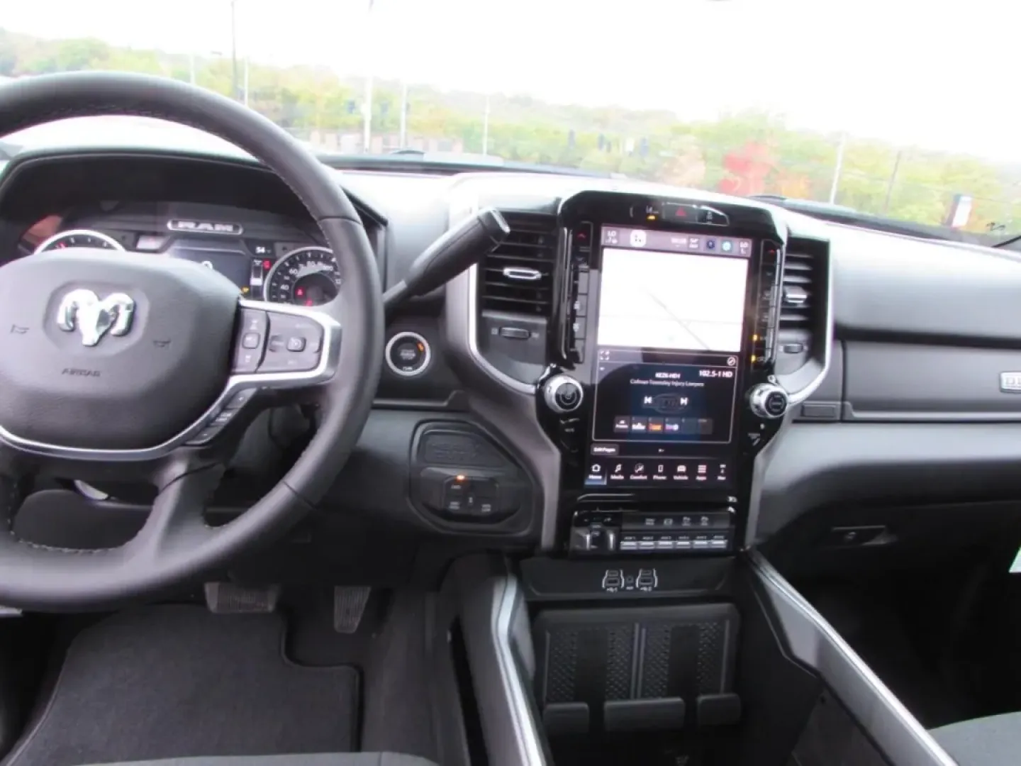 2026 /Black Ram 3500 Big Horn (3C63RRBL5TG) with an Other engine, located at 12830 Highway 21, De Soto, MO, 63020, (636) 337-7777, 38.153099, -90.573624 - **Unleash Your Adventurous Spirit with the 2026 Ram 3500 BIG H at Pettus CDJR DeSoto!** <br /> <br /> If you're seeking a vehicle that embodies strength, versatility, and style, look no further than the 2026 Ram 3500 BIG H. This powerful truck is not just a mode of transportation; it's a lifestyle c - Photo#34