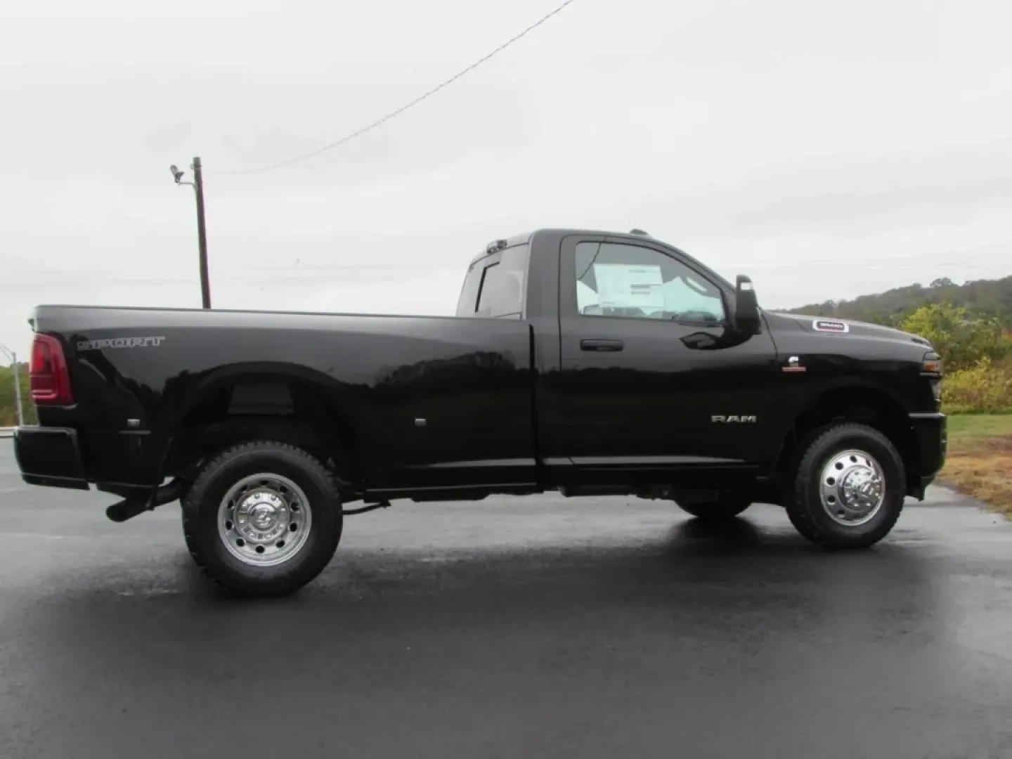 2026 /Black Ram 3500 Big Horn (3C63RRBL5TG) with an Other engine, located at 12830 Highway 21, De Soto, MO, 63020, (636) 337-7777, 38.153099, -90.573624 - **Unleash Your Adventurous Spirit with the 2026 Ram 3500 BIG H at Pettus CDJR DeSoto!** <br /> <br /> If you're seeking a vehicle that embodies strength, versatility, and style, look no further than the 2026 Ram 3500 BIG H. This powerful truck is not just a mode of transportation; it's a lifestyle c - Photo#7