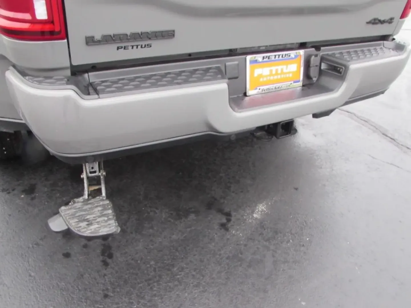 2026 /Black Ram 3500 Laramie (3C63RRJL5TG) with an Other engine, located at 12830 Highway 21, De Soto, MO, 63020, (636) 337-7777, 38.153099, -90.573624 - Are you ready to elevate your adventures and tackle any challenge that comes your way? Look no further than this stunning 2026 Ram 3500 Laramie, the ultimate companion for weekend warriors, outdoor enthusiasts, and anyone in need of a reliable workhorse. With its unmatched power and premium features - Photo#13