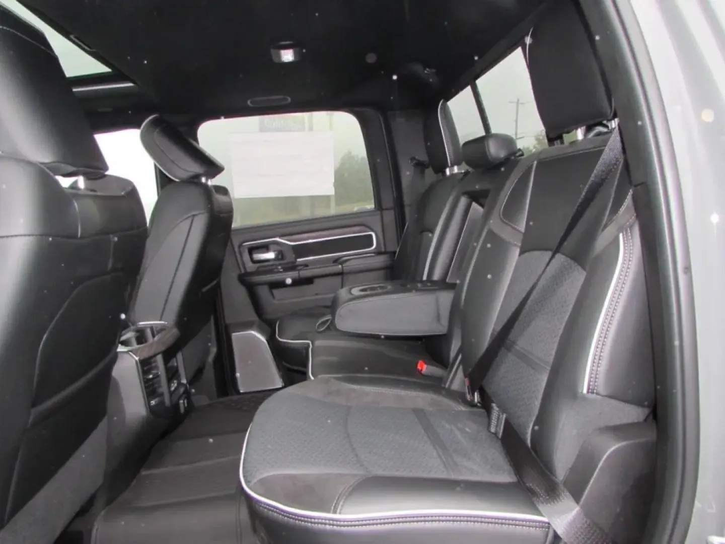 2026 /Black Ram 3500 Laramie (3C63RRJL5TG) with an Other engine, located at 12830 Highway 21, De Soto, MO, 63020, (636) 337-7777, 38.153099, -90.573624 - Are you ready to elevate your adventures and tackle any challenge that comes your way? Look no further than this stunning 2026 Ram 3500 Laramie, the ultimate companion for weekend warriors, outdoor enthusiasts, and anyone in need of a reliable workhorse. With its unmatched power and premium features - Photo#31