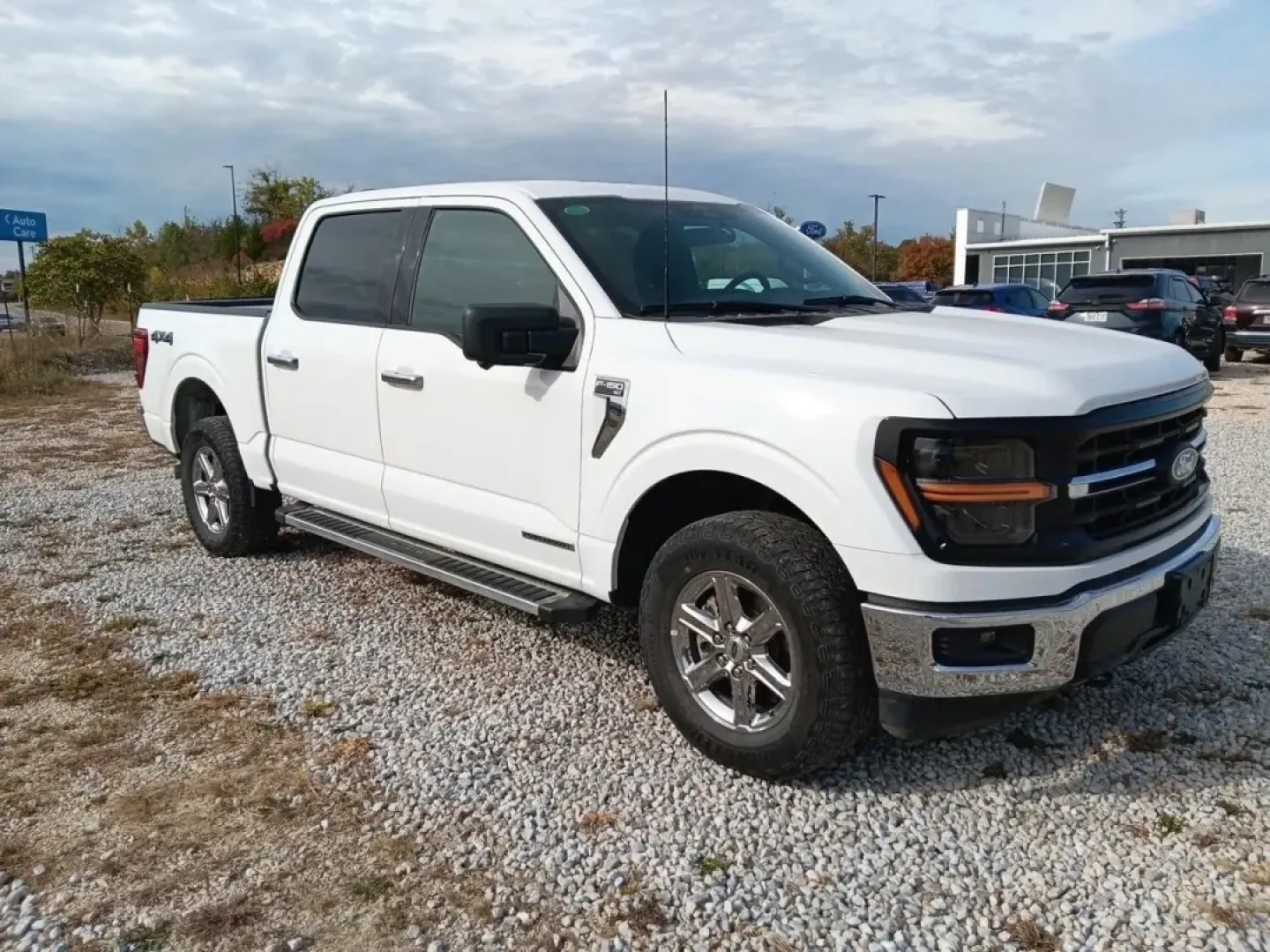 2024 /Black W/Smoked Truffle Ford F-150 XLT (1FTFW3LD9RF) with an Other engine, located at 12836 Highway 21, De Soto, MO, 63020, (636) 337-7777, 38.151867, -90.575615 - **Unleash Adventure with the 2024 Ford F-150 XLT Your Perfect Companion for Every Journey!**<br /> <br /> If you're on the lookout for a versatile truck that seamlessly blends power with efficiency, the 2024 Ford F-150 XLT at Pettus Ford De Soto is your ultimate match. This pre-owned beauty is not - Photo#0