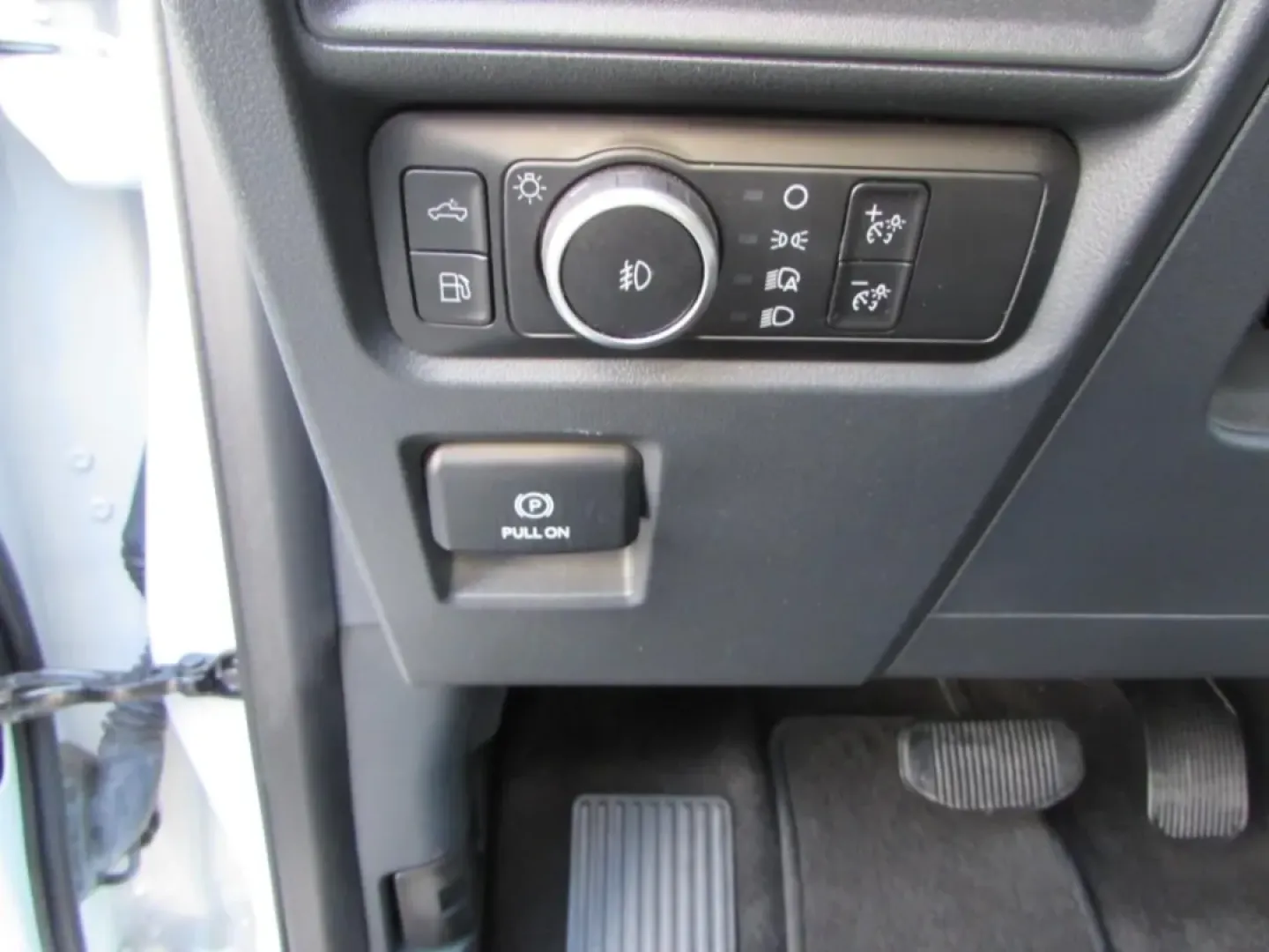 2024 /Black W/Smoked Truffle Ford F-150 XLT (1FTFW3LD9RF) with an Other engine, located at 12836 Highway 21, De Soto, MO, 63020, (636) 337-7777, 38.151867, -90.575615 - **Unleash Adventure with the 2024 Ford F-150 XLT Your Perfect Companion for Every Journey!**<br /> <br /> If you're on the lookout for a versatile truck that seamlessly blends power with efficiency, the 2024 Ford F-150 XLT at Pettus Ford De Soto is your ultimate match. This pre-owned beauty is not - Photo#19