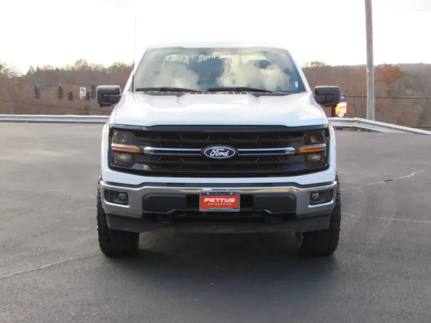 2024 /Black W/Smoked Truffle Ford F-150 XLT (1FTFW3LD9RF) with an 3.5L V6 DOHC 24V HYBRID engine, 1A transmission, located at 12836 Highway 21, De Soto, MO, 63020, (636) 337-7777, 38.151867, -90.575615 - **Unleash Adventure with the 2024 Ford F-150 XLT Your Perfect Companion for Every Journey!**<br /> <br /> If you're on the lookout for a versatile truck that seamlessly blends power with efficiency, the 2024 Ford F-150 XLT at Pettus Ford De Soto is your ultimate match. This pre-owned beauty is not - Photo#2