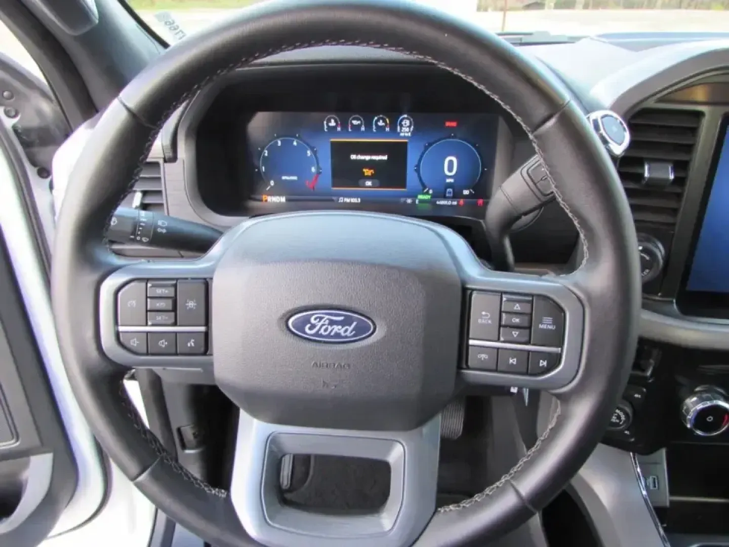 2024 /Black W/Smoked Truffle Ford F-150 XLT (1FTFW3LD9RF) with an 3.5L V6 DOHC 24V HYBRID engine, 1A transmission, located at 12836 Highway 21, De Soto, MO, 63020, (636) 337-7777, 38.151867, -90.575615 - **Unleash Adventure with the 2024 Ford F-150 XLT Your Perfect Companion for Every Journey!**<br /> <br /> If you're on the lookout for a versatile truck that seamlessly blends power with efficiency, the 2024 Ford F-150 XLT at Pettus Ford De Soto is your ultimate match. This pre-owned beauty is not - Photo#20