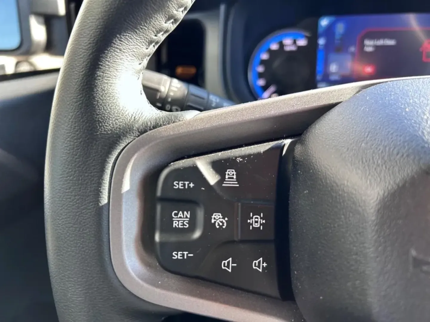 2024 /Black Onyx Leather Ford Bronco Badlands (1FMEE9BP2RL) with an 2.7L V6 engine, located at 141 Commercial Dr, Fredericktown, MO, 63645, (573) 783-6432, 37.570087, -90.320648 - **Conquer the Road with the 2024 Ford Bronco Badlands Your Ultimate Adventure Companion!**<br /> <br /> If you're ready for adventure and want to make every journey extraordinary, the 2024 Ford Bronco Badlands is calling your name. Perfect for weekend getaways, this rugged SUV is designed for those - Photo#11