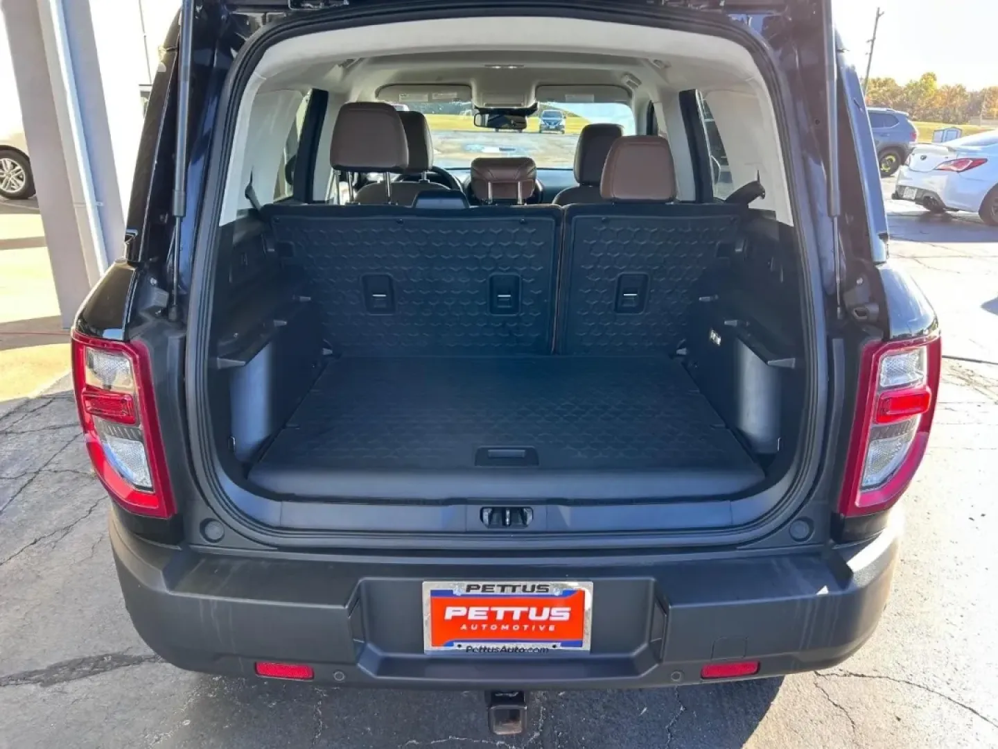 2022 /Ebony/Roast Leather Ford Bronco Sport Outer Banks (3FMCR9C62NR) with an 1.5L EcoBoost engine, Automatic transmission, located at 141 Commercial Dr, Fredericktown, MO, 63645, (573) 783-6432, 37.570087, -90.320648 - Are you ready to elevate your outdoor adventures? The 2022 Ford Bronco Sport Outer Banks is the perfect companion for weekend trips, family outings, or your daily commute. This exceptional SUV combines rugged capability with modern comfort, making it one of the most sought-after **used vehicles for - Photo#4