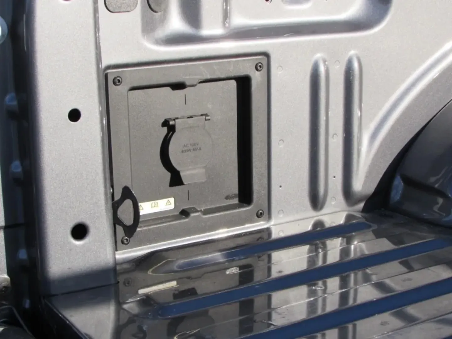 2024 /Black W/Medium Dark Slate Ford F-150 XLT (1FTFW3L54RK) with an Other engine, located at 12836 Highway 21, De Soto, MO, 63020, (636) 337-7777, 38.151867, -90.575615 - Are you ready to elevate your adventures? Look no further than the 2024 Ford F-150 XLT, the perfect truck for weekend getaways, family trips, and daily commutes alike! Whether you're hauling gear to a campsite or navigating the streets of De Soto, MO, this rugged yet refined pickup is designed to me - Photo#13