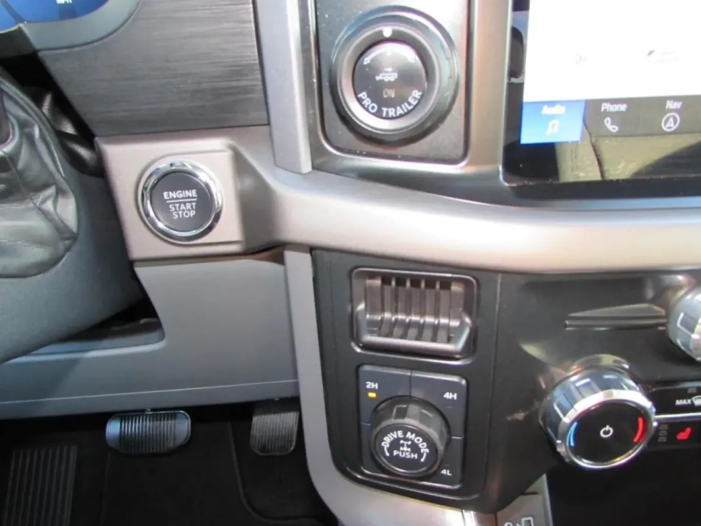 2024 /Black W/Medium Dark Slate Ford F-150 XLT (1FTFW3L54RK) with an Other engine, located at 12836 Highway 21, De Soto, MO, 63020, (636) 337-7777, 38.151867, -90.575615 - Are you ready to elevate your adventures? Look no further than the 2024 Ford F-150 XLT, the perfect truck for weekend getaways, family trips, and daily commutes alike! Whether you're hauling gear to a campsite or navigating the streets of De Soto, MO, this rugged yet refined pickup is designed to me - Photo#23