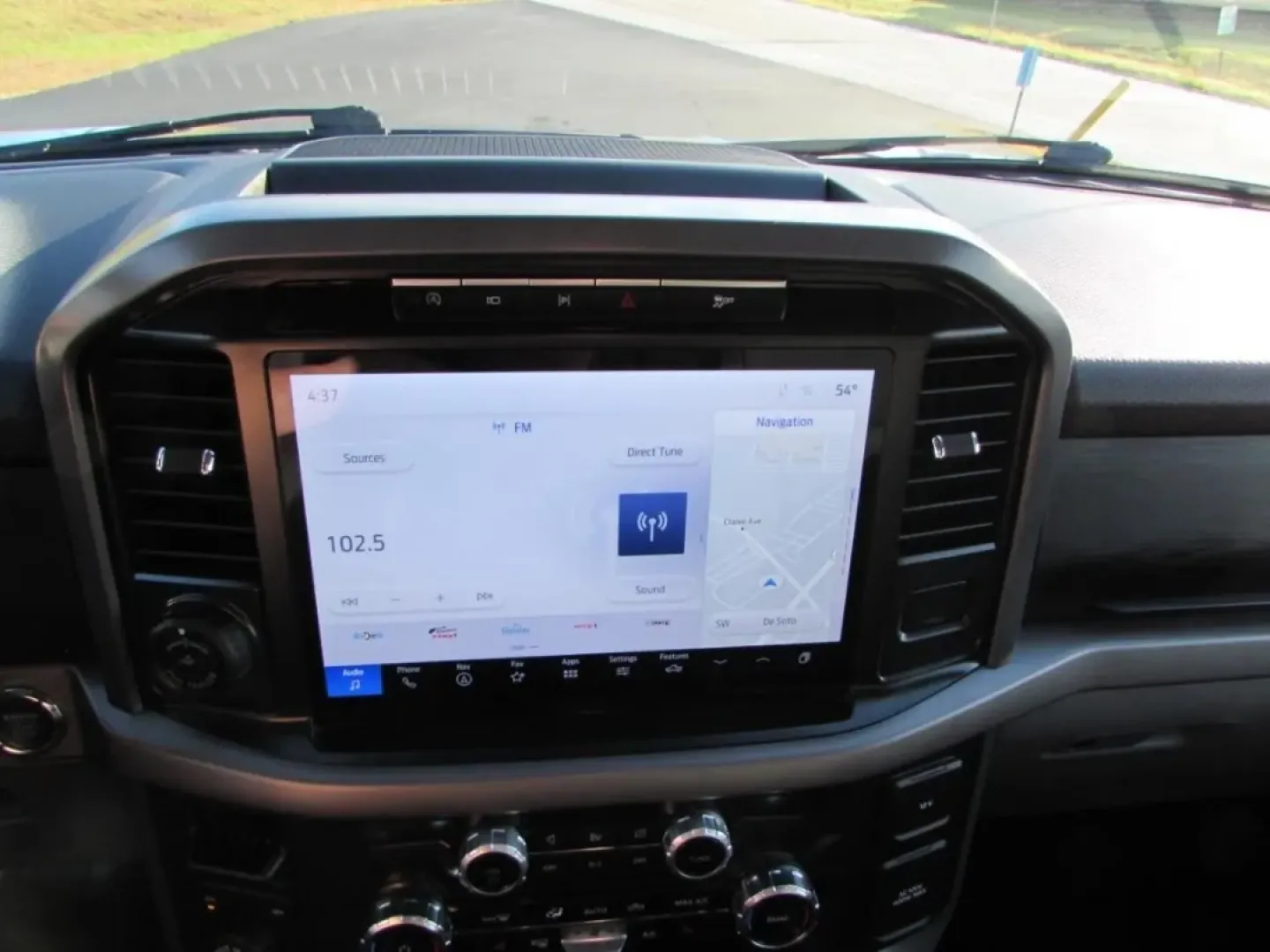 2024 /Black W/Medium Dark Slate Ford F-150 XLT (1FTFW3L54RK) with an Other engine, located at 12836 Highway 21, De Soto, MO, 63020, (636) 337-7777, 38.151867, -90.575615 - Are you ready to elevate your adventures? Look no further than the 2024 Ford F-150 XLT, the perfect truck for weekend getaways, family trips, and daily commutes alike! Whether you're hauling gear to a campsite or navigating the streets of De Soto, MO, this rugged yet refined pickup is designed to me - Photo#24