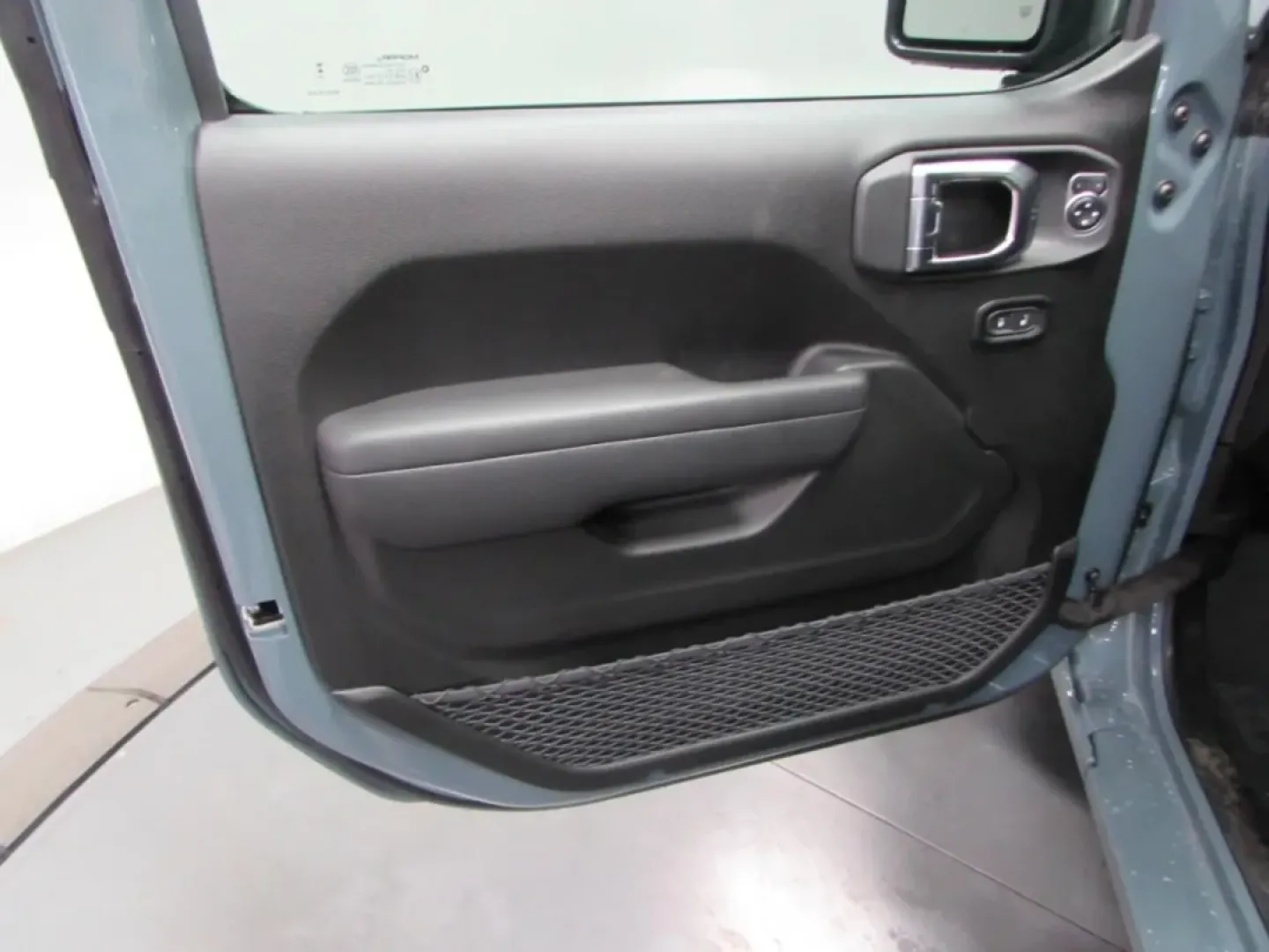 2026 /Black Jeep Wrangler Sport S (1C4PJXDG8TW) with an Other engine, located at 12830 Highway 21, De Soto, MO, 63020, (636) 337-7777, 38.153099, -90.573624 - **Adventure Awaits with This 2026 Jeep Wrangler at Pettus CDJR DeSoto!**<br /> <br /> Are you ready for your next adventure? Whether you're navigating the bustling streets of De Soto or taking a scenic drive through the Mark Twain National Forest, this 2026 Jeep Wrangler is the perfect companion for - Photo#10