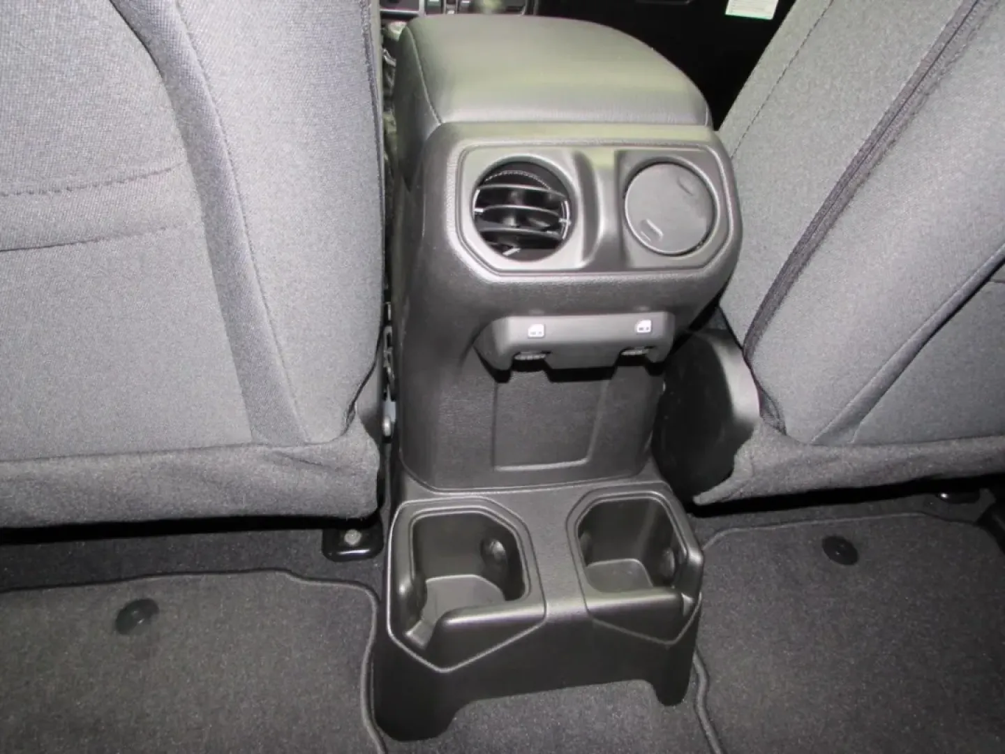 2026 /Black Jeep Wrangler Sport S (1C4PJXDG8TW) with an Other engine, located at 12830 Highway 21, De Soto, MO, 63020, (636) 337-7777, 38.153099, -90.573624 - **Adventure Awaits with This 2026 Jeep Wrangler at Pettus CDJR DeSoto!**<br /> <br /> Are you ready for your next adventure? Whether you're navigating the bustling streets of De Soto or taking a scenic drive through the Mark Twain National Forest, this 2026 Jeep Wrangler is the perfect companion for - Photo#24