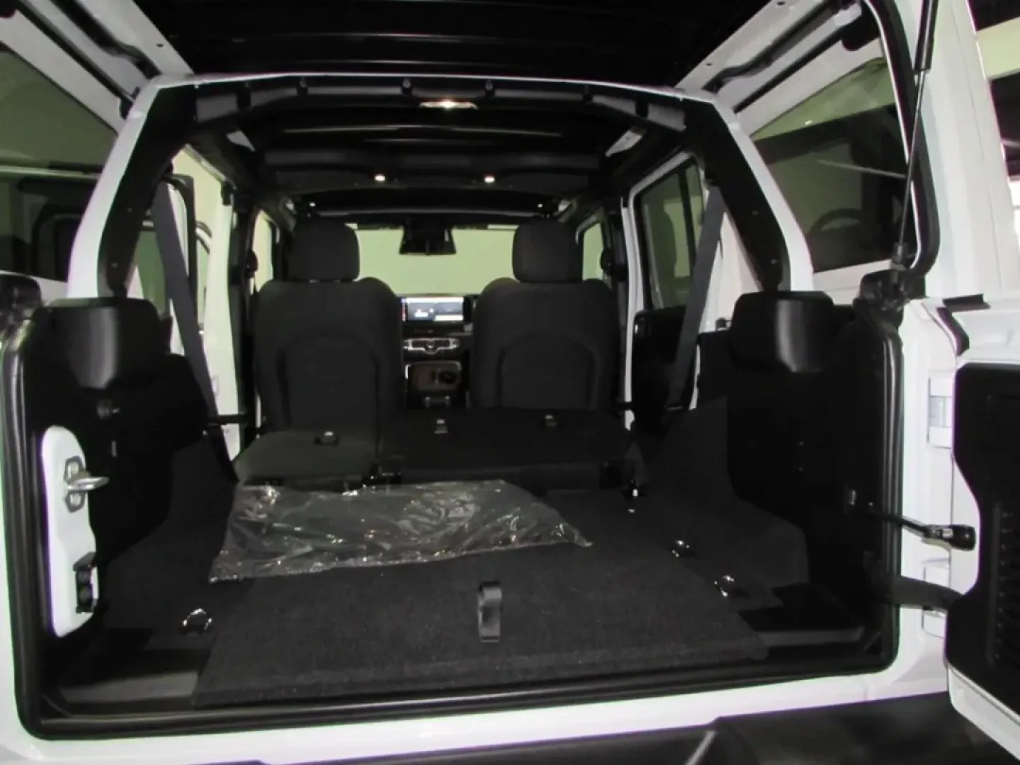 2026 /Black Jeep Wrangler Sport S (1C4PJXDGXTW) with an Other engine, located at 12830 Highway 21, De Soto, MO, 63020, (636) 337-7777, 38.153099, -90.573624 - **Adventure Awaits with the 2026 Jeep Wrangler Your Perfect Companion for Weekend Getaways and Daily Drive!**<br /> <br /> Are you ready to elevate your outdoor adventures or daily commutes? Experience the freedom and versatility of the 2026 Jeep Wrangler, now available at Pettus CDJR DeSoto-your t - Photo#26