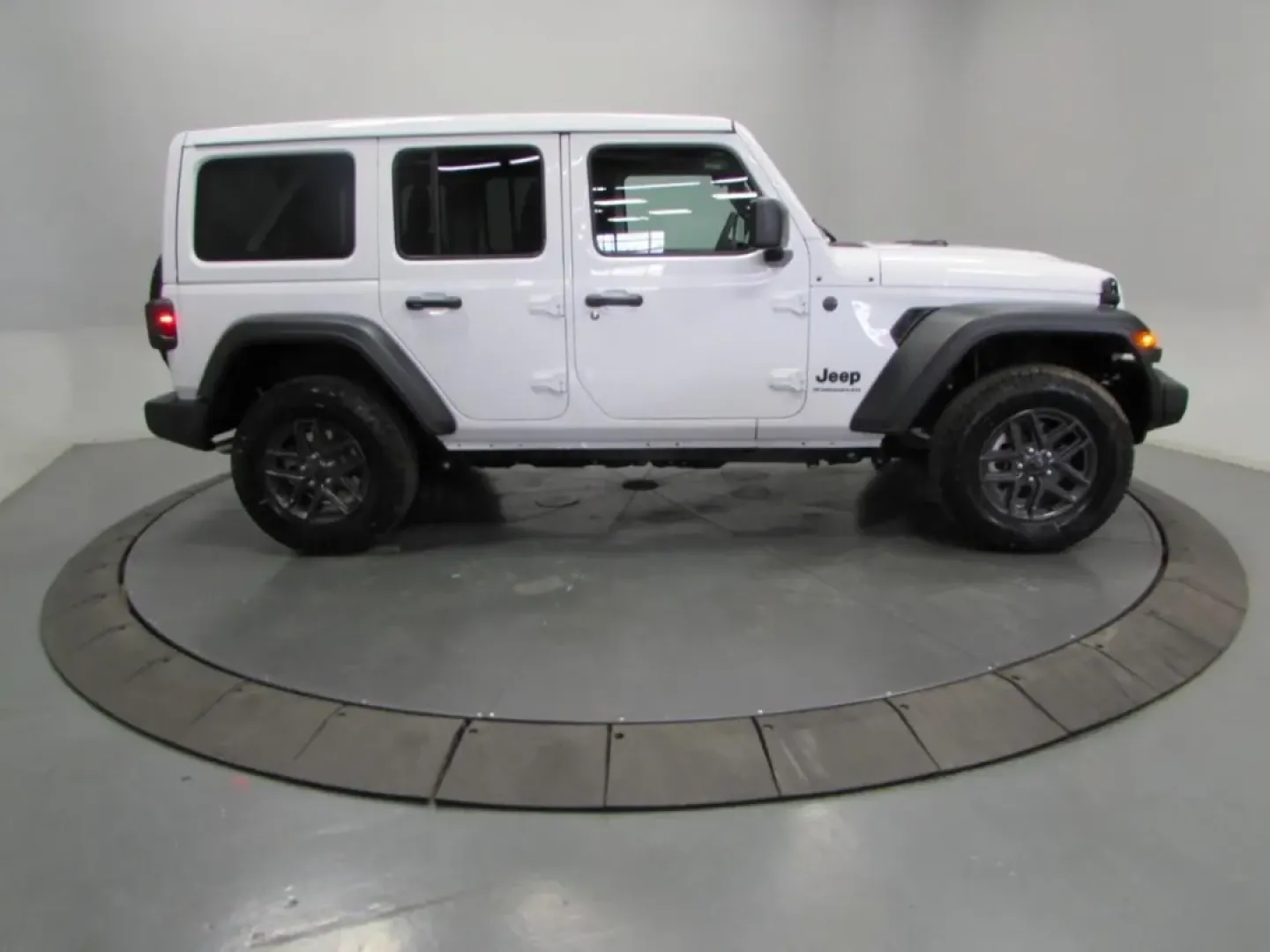 2026 /Black Jeep Wrangler Sport S (1C4PJXDGXTW) with an Other engine, located at 12830 Highway 21, De Soto, MO, 63020, (636) 337-7777, 38.153099, -90.573624 - **Adventure Awaits with the 2026 Jeep Wrangler Your Perfect Companion for Weekend Getaways and Daily Drive!**<br /> <br /> Are you ready to elevate your outdoor adventures or daily commutes? Experience the freedom and versatility of the 2026 Jeep Wrangler, now available at Pettus CDJR DeSoto-your t - Photo#4