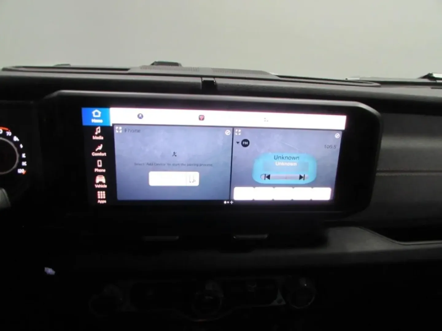 2026 /Black Jeep Wrangler Sport (1C4PJXDN7TW) with an Other engine, located at 12830 Highway 21, De Soto, MO, 63020, (636) 337-7777, 38.153099, -90.573624 - Are you ready to elevate your weekend adventures or daily commutes with an exceptional vehicle? Look no further! The 2026 Jeep Wrangler is here to redefine what it means to drive an SUV, blending rugged capability with modern comfort. Whether you're navigating the urban jungle of De Soto, MO, or set - Photo#21