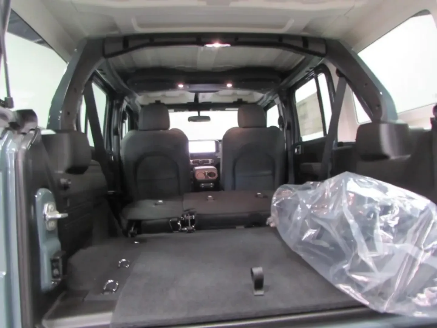 2026 /Black Jeep Wrangler Sport (1C4PJXDN7TW) with an Other engine, located at 12830 Highway 21, De Soto, MO, 63020, (636) 337-7777, 38.153099, -90.573624 - Are you ready to elevate your weekend adventures or daily commutes with an exceptional vehicle? Look no further! The 2026 Jeep Wrangler is here to redefine what it means to drive an SUV, blending rugged capability with modern comfort. Whether you're navigating the urban jungle of De Soto, MO, or set - Photo#31