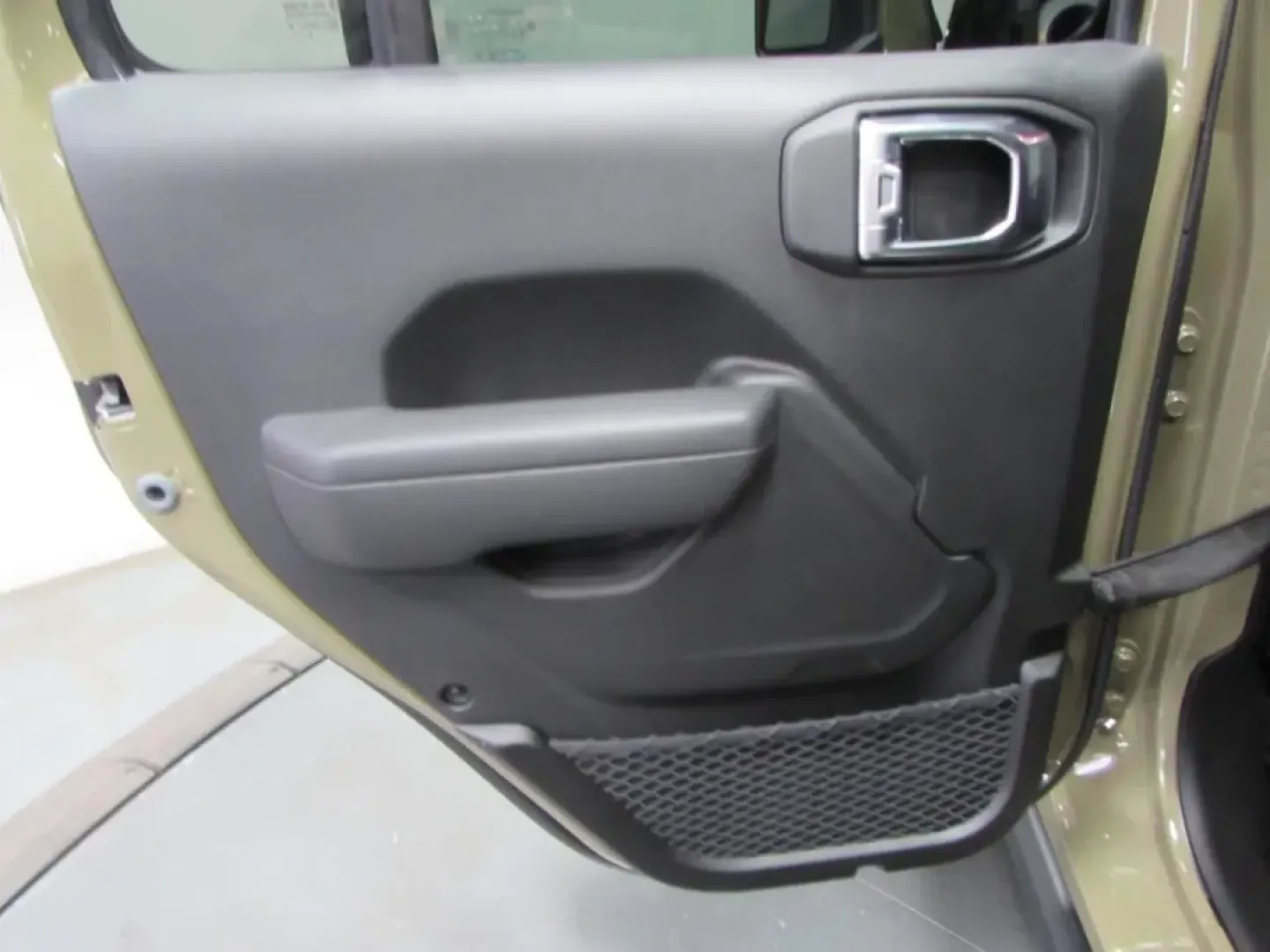 2026 /Black Jeep Wrangler Willys (1C4RJXDG4TW) with an Other engine, located at 12830 Highway 21, De Soto, MO, 63020, (636) 337-7777, 38.153099, -90.573624 - Are you ready to embrace adventure and conquer the great outdoors? The 2026 Jeep Wrangler Willys is the perfect companion for thrill-seekers and off-road enthusiasts alike. This rugged SUV is designed not just for navigating city streets but also for exploring the untamed wilderness. Whether you're - Photo#23