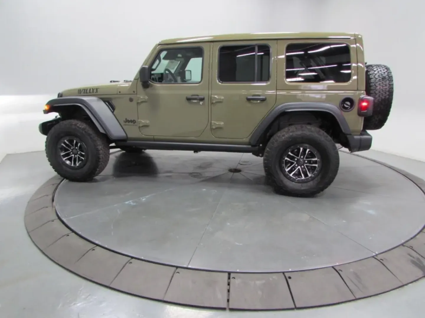 2026 /Black Jeep Wrangler Willys (1C4RJXDG4TW) with an Other engine, located at 12830 Highway 21, De Soto, MO, 63020, (636) 337-7777, 38.153099, -90.573624 - Are you ready to embrace adventure and conquer the great outdoors? The 2026 Jeep Wrangler Willys is the perfect companion for thrill-seekers and off-road enthusiasts alike. This rugged SUV is designed not just for navigating city streets but also for exploring the untamed wilderness. Whether you're - Photo#4