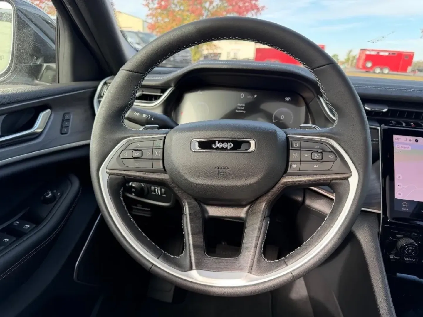 2025 /Global Black Leather Jeep Grand Cherokee Limited (1C4RJKBGXS8) with an 3.6L V6 24V VVT UPG I engine, located at 970 Woodlawn Dr., Farmington, MO, 63640, (573) 431-7800, 37.825642, -90.468674 - Are you ready to embark on your next big adventure? Whether you're planning a weekend getaway to the nearby Ozark National Scenic Riverways or simply need a reliable vehicle for your daily commute, the 2025 Jeep Grand Cherokee Limited stands ready to elevate your lifestyle. With its unparalleled com - Photo#14