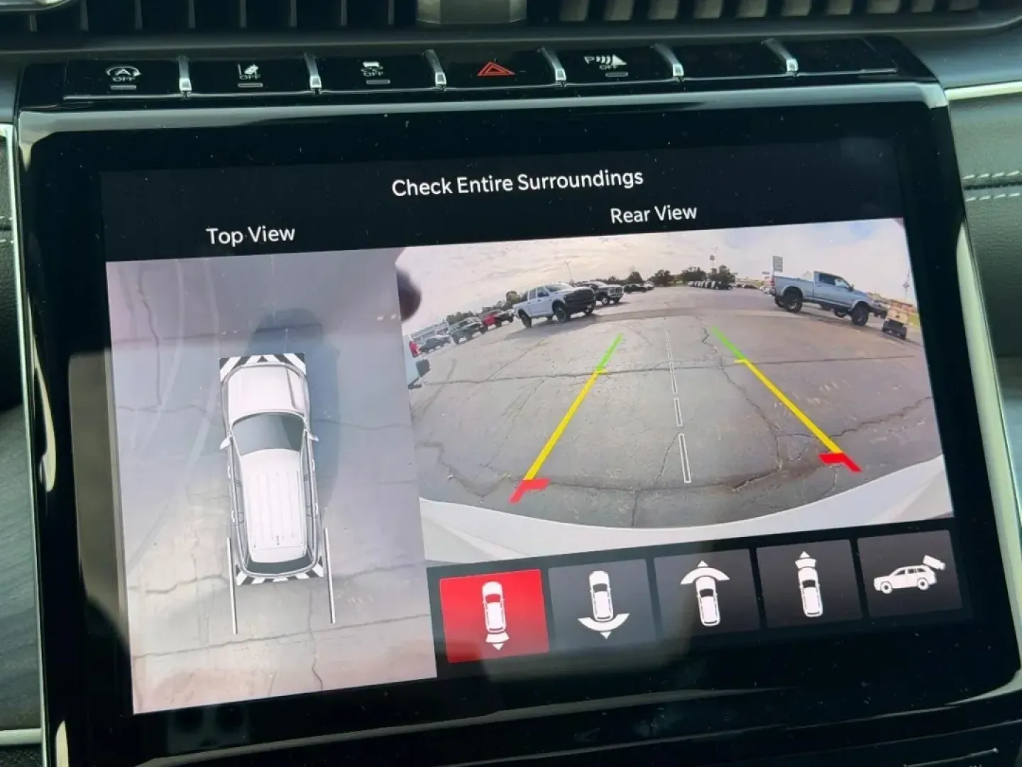 2025 /Global Black Leather Jeep Grand Cherokee Limited (1C4RJKBGXS8) with an 3.6L V6 24V VVT UPG I engine, located at 970 Woodlawn Dr., Farmington, MO, 63640, (573) 431-7800, 37.825642, -90.468674 - Are you ready to embark on your next big adventure? Whether you're planning a weekend getaway to the nearby Ozark National Scenic Riverways or simply need a reliable vehicle for your daily commute, the 2025 Jeep Grand Cherokee Limited stands ready to elevate your lifestyle. With its unparalleled com - Photo#25