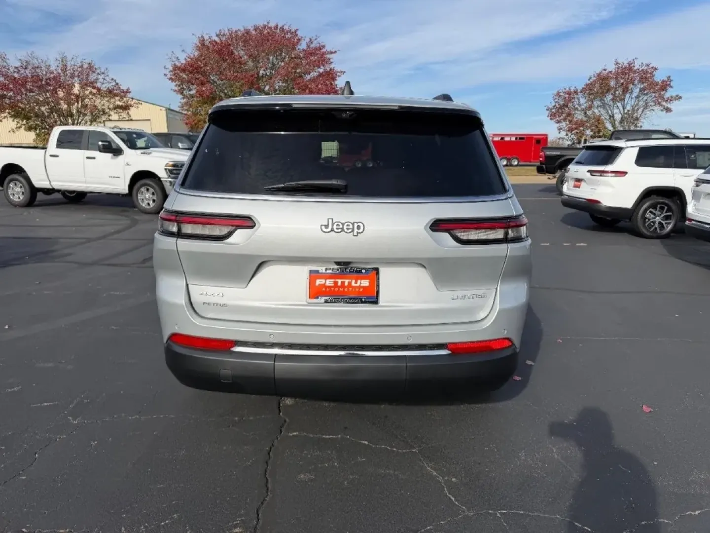 2025 /Global Black Leather Jeep Grand Cherokee Limited (1C4RJKBGXS8) with an 3.6L V6 24V VVT UPG I engine, located at 970 Woodlawn Dr., Farmington, MO, 63640, (573) 431-7800, 37.825642, -90.468674 - Are you ready to embark on your next big adventure? Whether you're planning a weekend getaway to the nearby Ozark National Scenic Riverways or simply need a reliable vehicle for your daily commute, the 2025 Jeep Grand Cherokee Limited stands ready to elevate your lifestyle. With its unparalleled com - Photo#3
