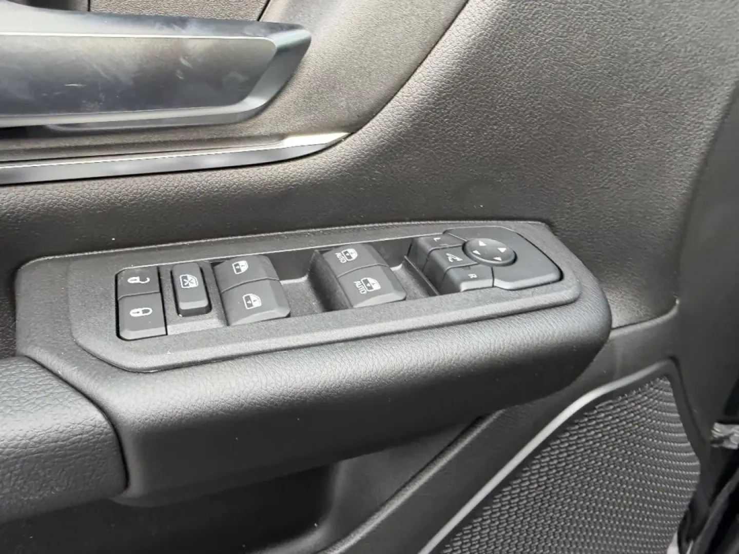 2026 /Diesel Gray/Black Cloth Ram 1500 Big Horn/Lone Star (1C6SRFFT0TN) with an 5.7L engine, located at 970 Woodlawn Dr., Farmington, MO, 63640, (573) 431-7800, 37.825642, -90.468674 - **Unleash Your Adventurous Spirit with the 2026 Ram 1500 Big Horn - The Ultimate Truck for Every Lifestyle!**<br /> <br /> Are you a weekend warrior searching for a reliable truck that can tackle both the open road and rugged trails? Look no further than the striking 2026 Ram 1500 Big Horn, availabl - Photo#17