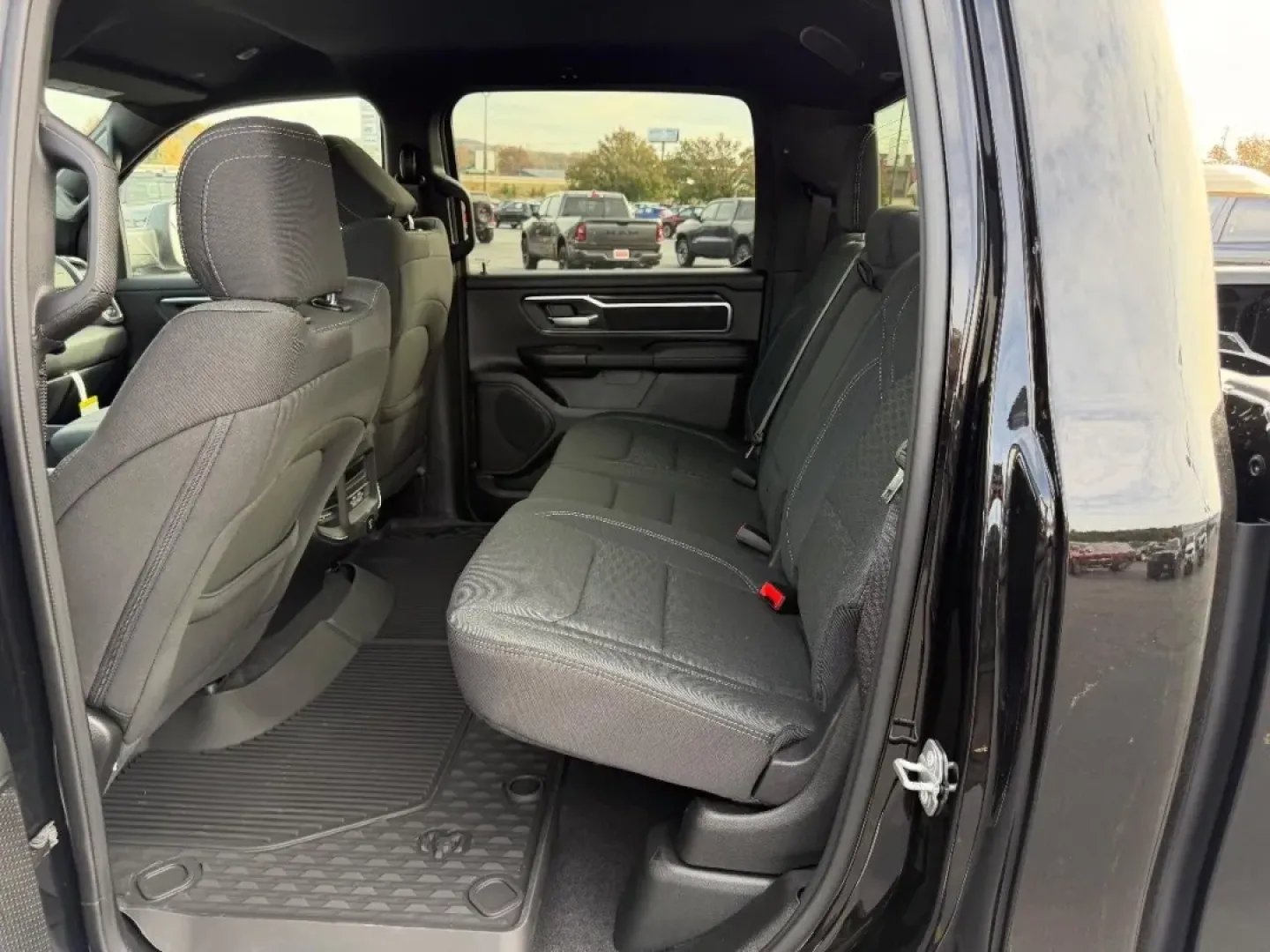 2026 /Diesel Gray/Black Cloth Ram 1500 Big Horn/Lone Star (1C6SRFFT0TN) with an 5.7L engine, located at 970 Woodlawn Dr., Farmington, MO, 63640, (573) 431-7800, 37.825642, -90.468674 - **Unleash Your Adventurous Spirit with the 2026 Ram 1500 Big Horn - The Ultimate Truck for Every Lifestyle!**<br /> <br /> Are you a weekend warrior searching for a reliable truck that can tackle both the open road and rugged trails? Look no further than the striking 2026 Ram 1500 Big Horn, availabl - Photo#8