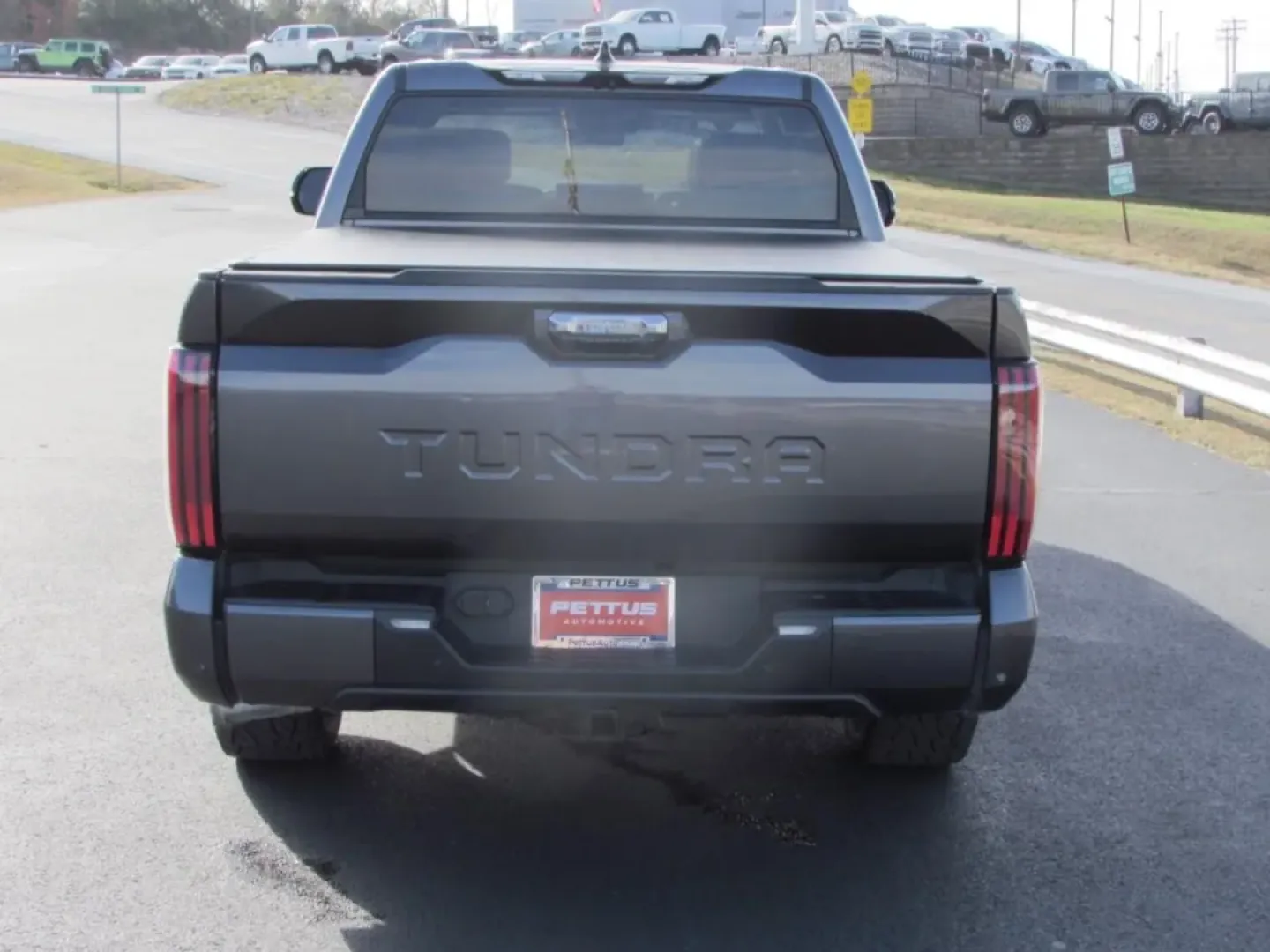 2022 /Black Toyota Tundra Limited (5TFJA5DB3NX) with an Other engine, Automatic transmission, located at 12830 Highway 21, De Soto, MO, 63020, (636) 337-7777, 38.153099, -90.573624 - Discover the perfect blend of rugged capability and refined comfort with the 2022 Toyota Tundra Limited CrewMax 4WD, now available at First Auto Credit Missouri in Cape Girardeau, MO. This versatile pickup is designed for those who crave adventure but also seek the premium features that make every j - Photo#5