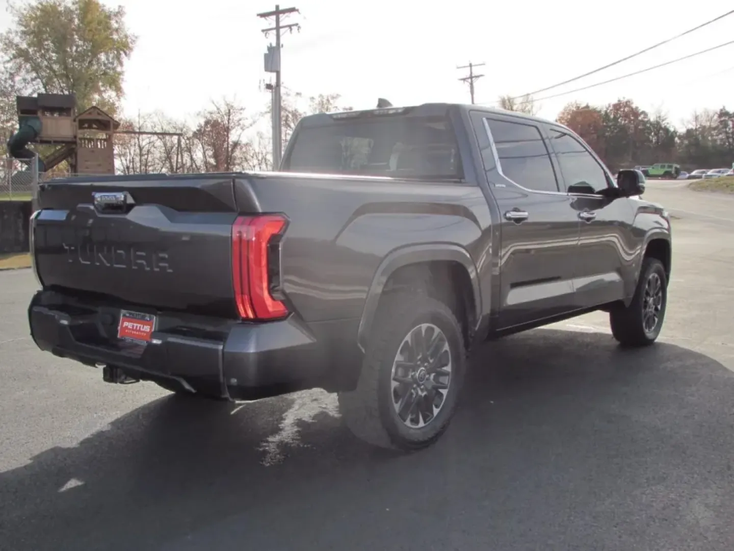 2022 /Black Toyota Tundra Limited (5TFJA5DB3NX) with an Other engine, Automatic transmission, located at 12830 Highway 21, De Soto, MO, 63020, (636) 337-7777, 38.153099, -90.573624 - Discover the perfect blend of rugged capability and refined comfort with the 2022 Toyota Tundra Limited CrewMax 4WD, now available at First Auto Credit Missouri in Cape Girardeau, MO. This versatile pickup is designed for those who crave adventure but also seek the premium features that make every j - Photo#6