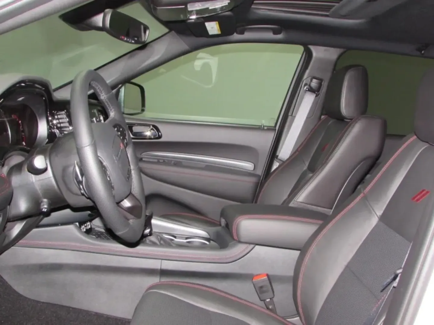 2026 /Black Dodge Durango GT Plus HEMI V8 (1C4SDJCT5TC) with an Other engine, Automatic transmission, located at 12830 Highway 21, De Soto, MO, 63020, (636) 337-7777, 38.153099, -90.573624 - Discover the ultimate blend of power and versatility with the 2026 Dodge Durango, perfect for families and adventurers alike! Whether you're planning a weekend getaway, tackling the daily commute, or just need a reliable vehicle for your growing family, the Durango stands out as one of the best used - Photo#12