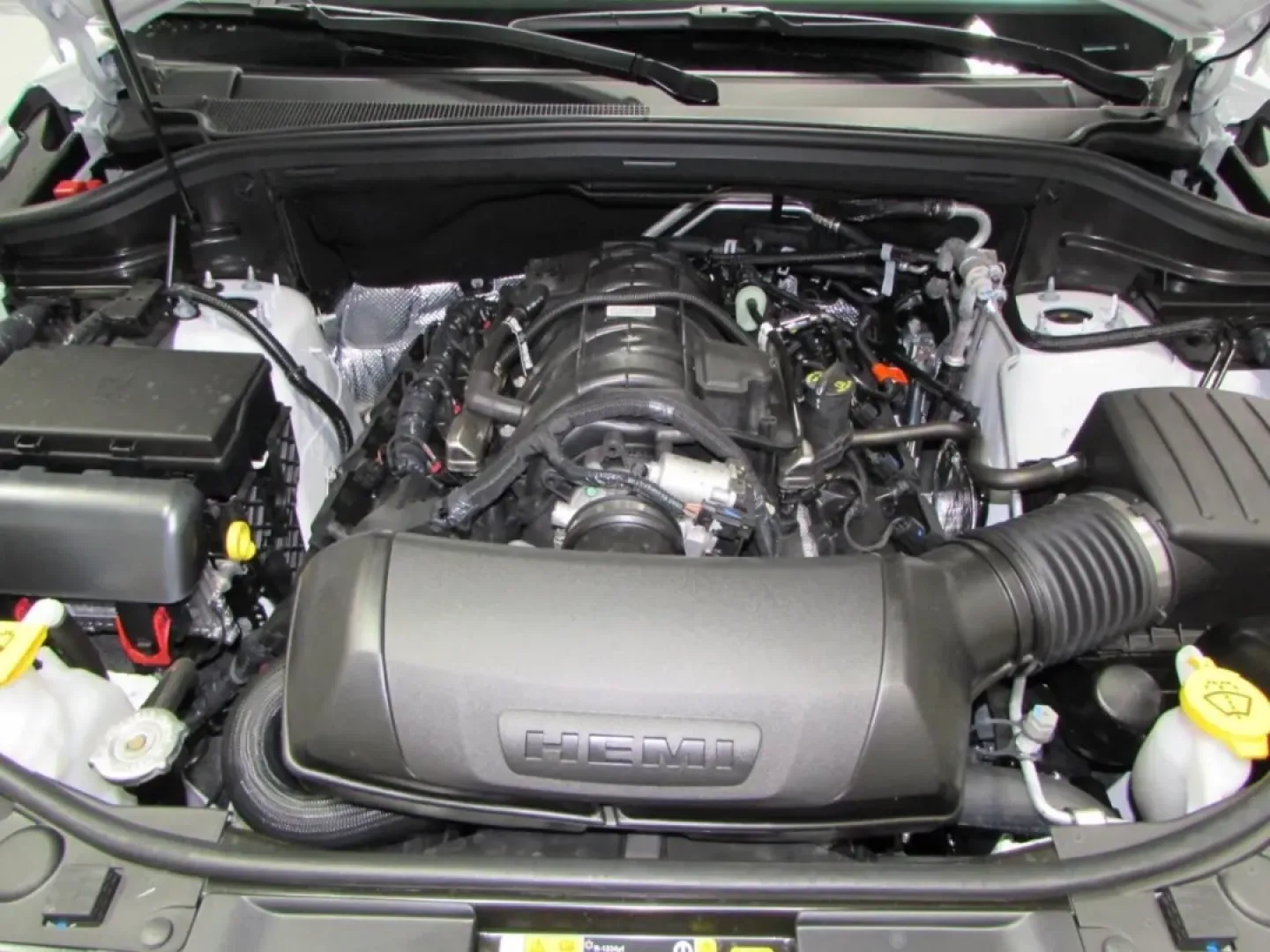 2026 /Black Dodge Durango GT Plus HEMI V8 (1C4SDJCT5TC) with an Other engine, Automatic transmission, located at 12830 Highway 21, De Soto, MO, 63020, (636) 337-7777, 38.153099, -90.573624 - Discover the ultimate blend of power and versatility with the 2026 Dodge Durango, perfect for families and adventurers alike! Whether you're planning a weekend getaway, tackling the daily commute, or just need a reliable vehicle for your growing family, the Durango stands out as one of the best used - Photo#8