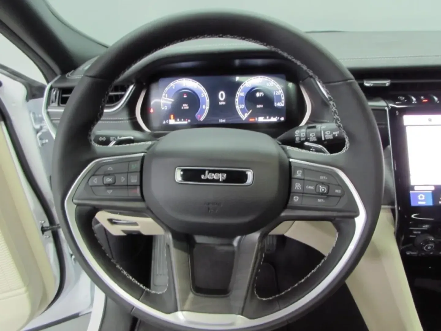 2025 /Wicker Beige/Black Jeep Grand Cherokee Limited (1C4RJHBGXSC) with an Other engine, located at 12830 Highway 21, De Soto, MO, 63020, (636) 337-7777, 38.153099, -90.573624 - **Your Adventure Awaits: Discover the 2025 Jeep Grand Cherokee Limited at Pettus CDJR DeSoto!**<br /> <br /> If you're searching for a vehicle that can transform your daily commute into an exhilarating adventure, look no further than the 2025 Jeep Grand Cherokee Limited, available now at Pettus CDJR - Photo#14