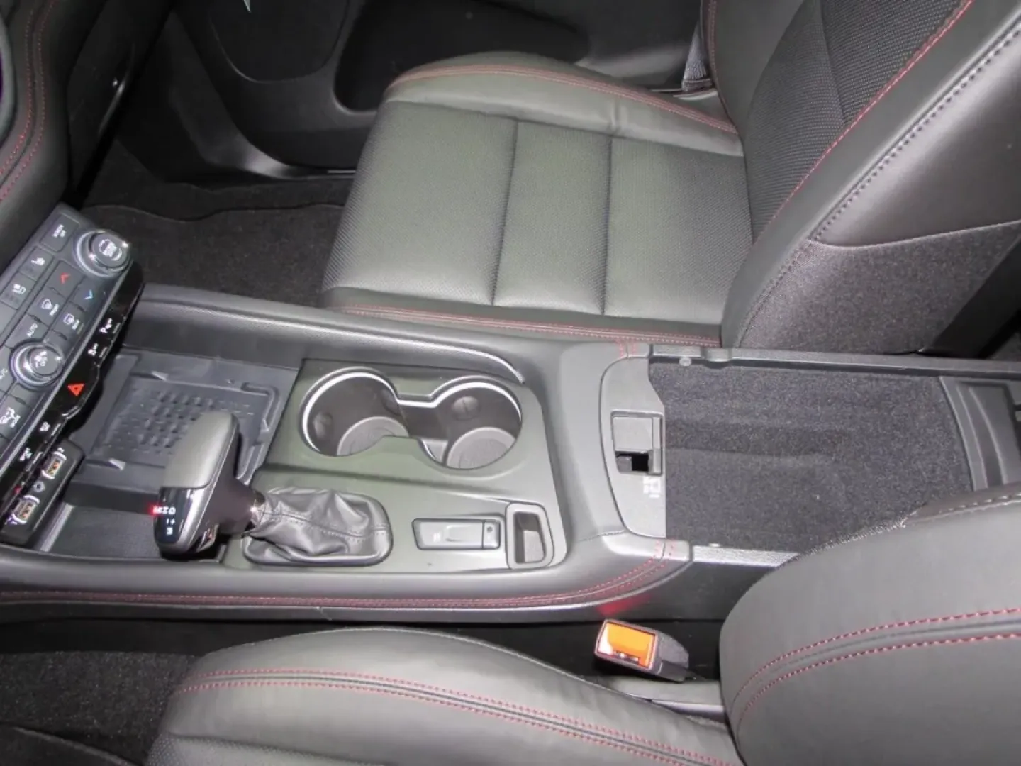 2026 /Black Dodge Durango GT Plus HEMI V8 (1C4SDJCT4TC) with an Other engine, Automatic transmission, located at 12830 Highway 21, De Soto, MO, 63020, (636) 337-7777, 38.153099, -90.573624 - **Adventure Awaits with the 2026 Dodge Durango Your Family's New Favorite SUV!**<br /> <br /> Are you ready to elevate your family outings or weekend adventures? The 2026 Dodge Durango, available now at Pettus CDJR DeSoto, is the perfect blend of power, style, and versatility. With its striking Vap - Photo#20