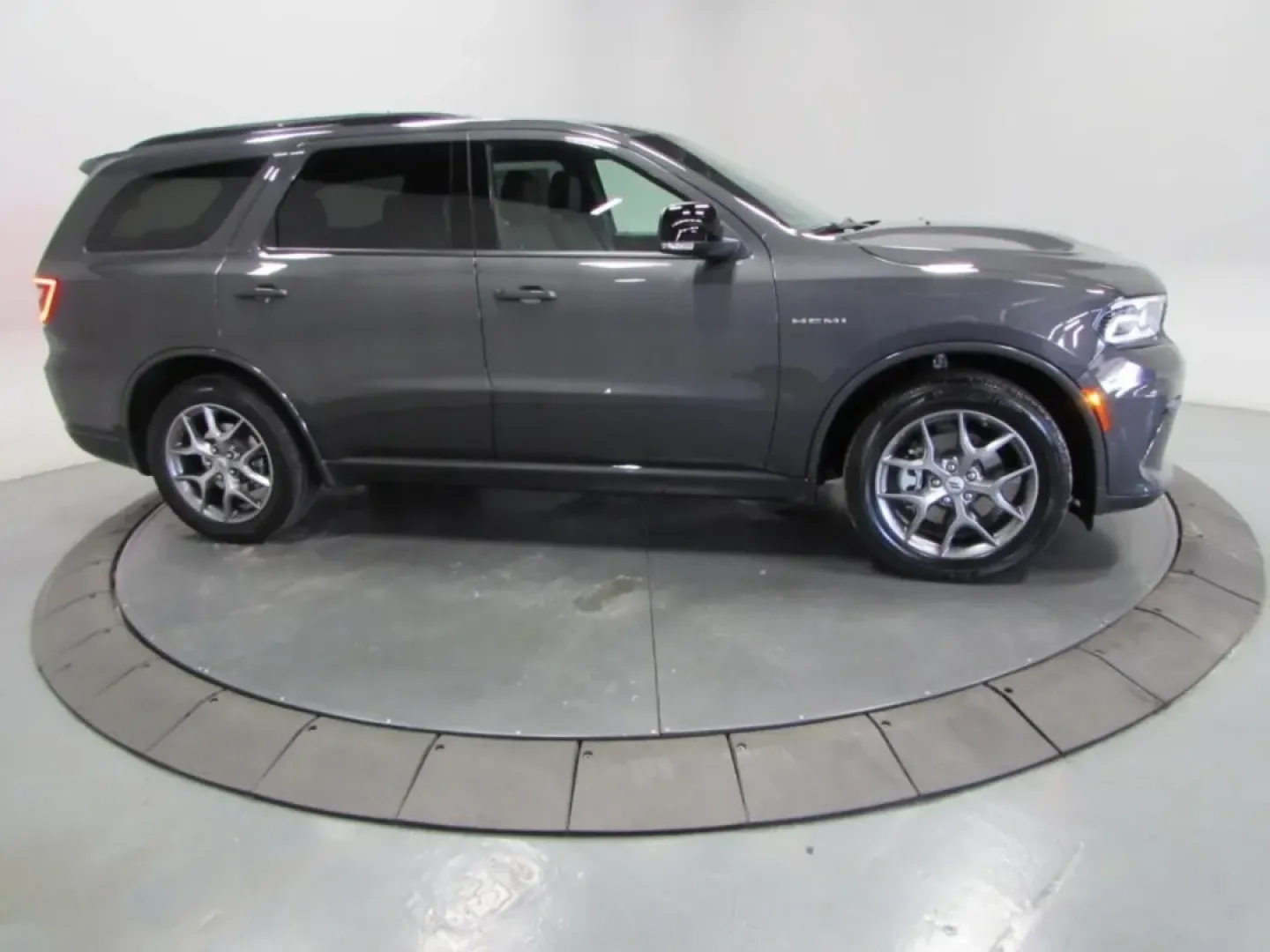 2026 /Black Dodge Durango GT Plus HEMI V8 (1C4SDJCT4TC) with an Other engine, Automatic transmission, located at 12830 Highway 21, De Soto, MO, 63020, (636) 337-7777, 38.153099, -90.573624 - **Adventure Awaits with the 2026 Dodge Durango Your Family's New Favorite SUV!**<br /> <br /> Are you ready to elevate your family outings or weekend adventures? The 2026 Dodge Durango, available now at Pettus CDJR DeSoto, is the perfect blend of power, style, and versatility. With its striking Vap - Photo#3