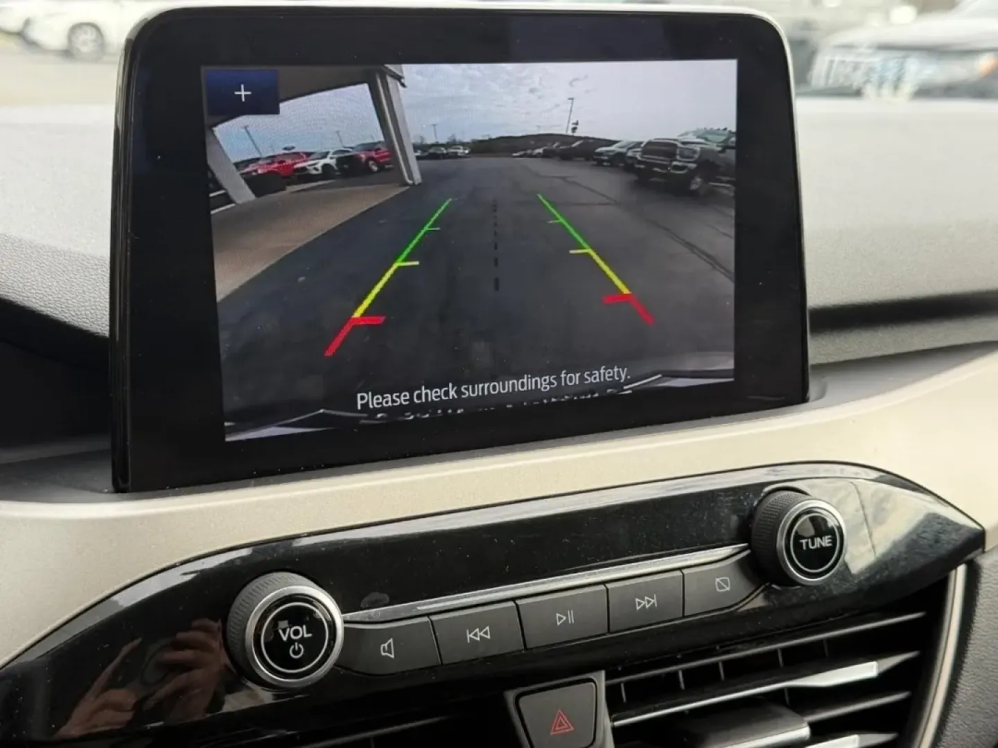 2022 /Dark Earth Gray Cloth Ford Escape SE (1FMCU0G69NU) with an 1.5L EcoBoost engine, Automatic transmission, located at 141 Commercial Dr, Fredericktown, MO, 63645, (573) 783-6432, 37.570087, -90.320648 - **Discover Your Next Adventure with the 2022 Ford Escape SE at Pettus Ford Fredericktown!**<br /> <br /> Are you searching for a vehicle that seamlessly fits into your busy lifestyle? Look no further! The 2022 Ford Escape SE is your perfect partner for all of life's adventures-whether you're making - Photo#15