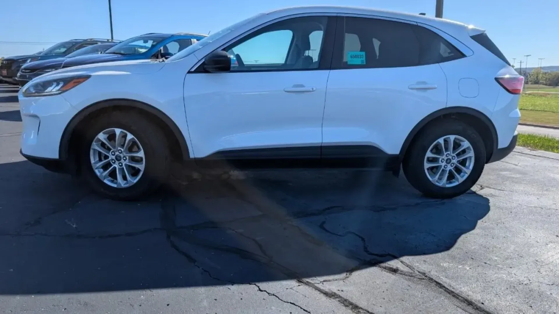 2022 Ford Escape SE (1FMCU0G69NU) with an Turbocharged engine, Automatic transmission, located at 141 Commercial Dr, Fredericktown, MO, 63645, (573) 783-6432, 37.570087, -90.320648 - **Discover Your Next Adventure with the 2022 Ford Escape SE at Pettus Ford Fredericktown!**<br /> <br /> Are you searching for a vehicle that seamlessly fits into your busy lifestyle? Look no further! The 2022 Ford Escape SE is your perfect partner for all of life's adventures-whether you're making - Photo#1
